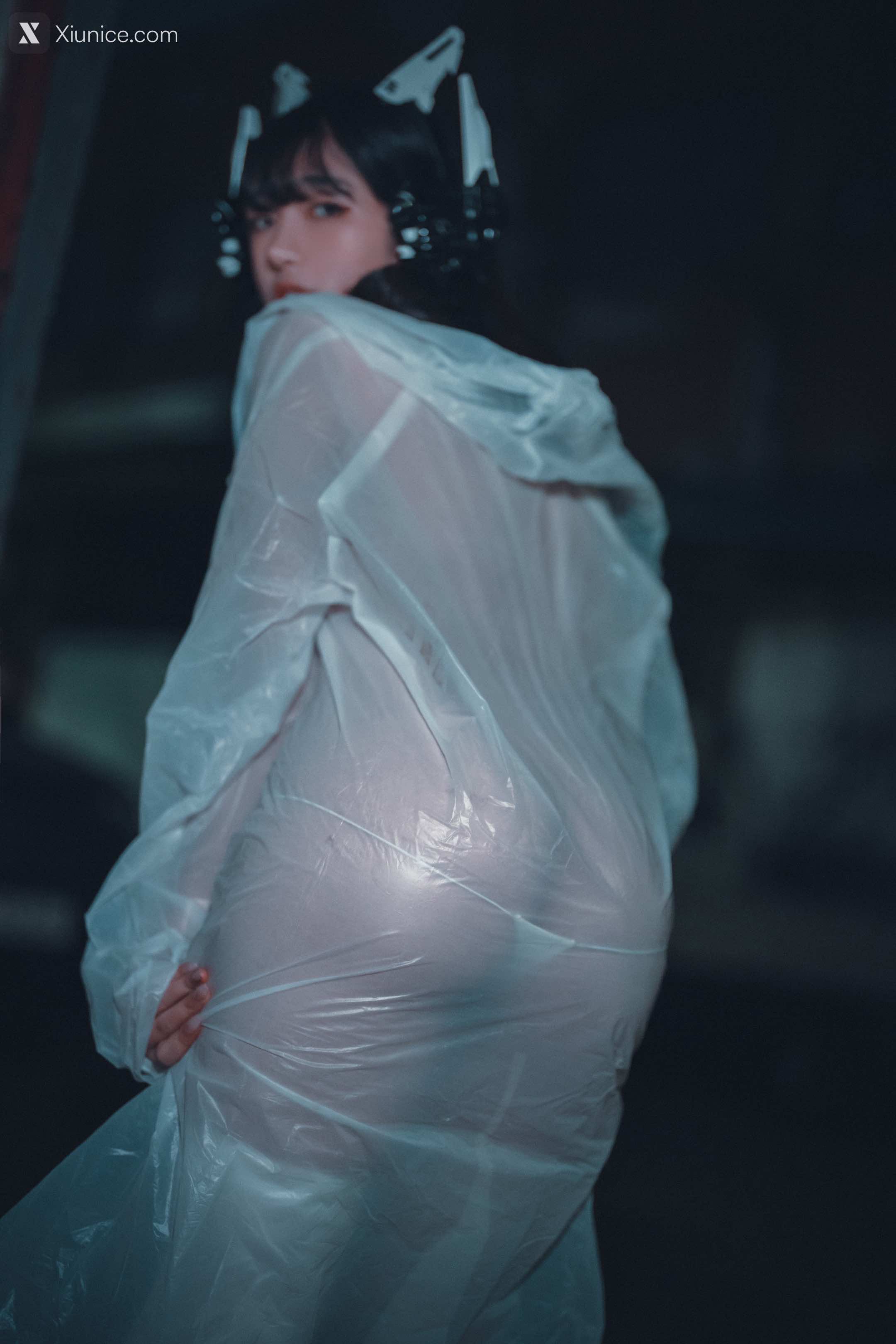 DJAWA Photo – Sonson (손손) – Vagabundo de la Noche (Masked-girl in raincoat) 第53张