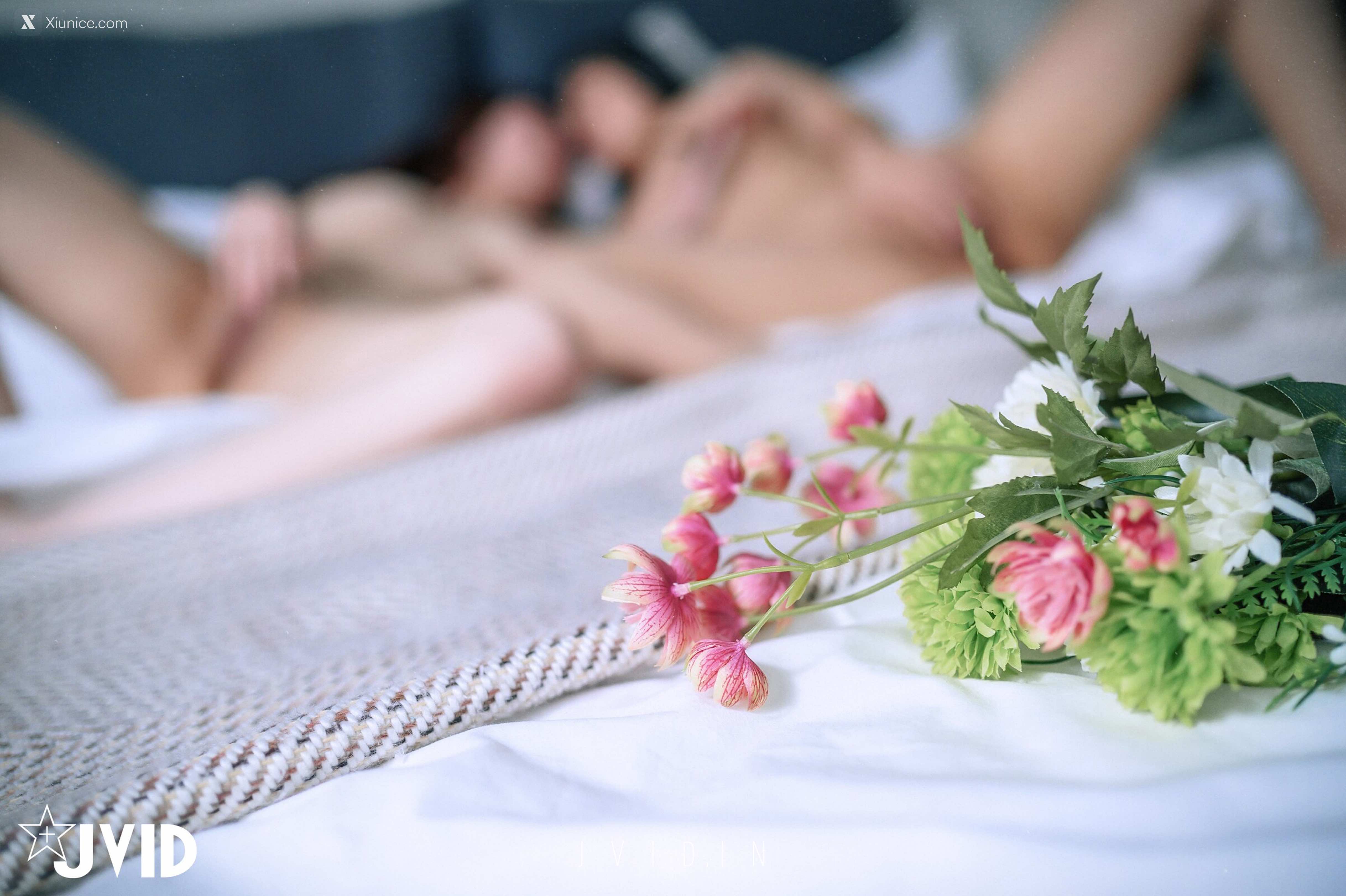JVID – 叶思敏 & 加加喵 Jamie – 18才的姉妹，探索彼此的身體，勾引修電視的大哥哥 第106张