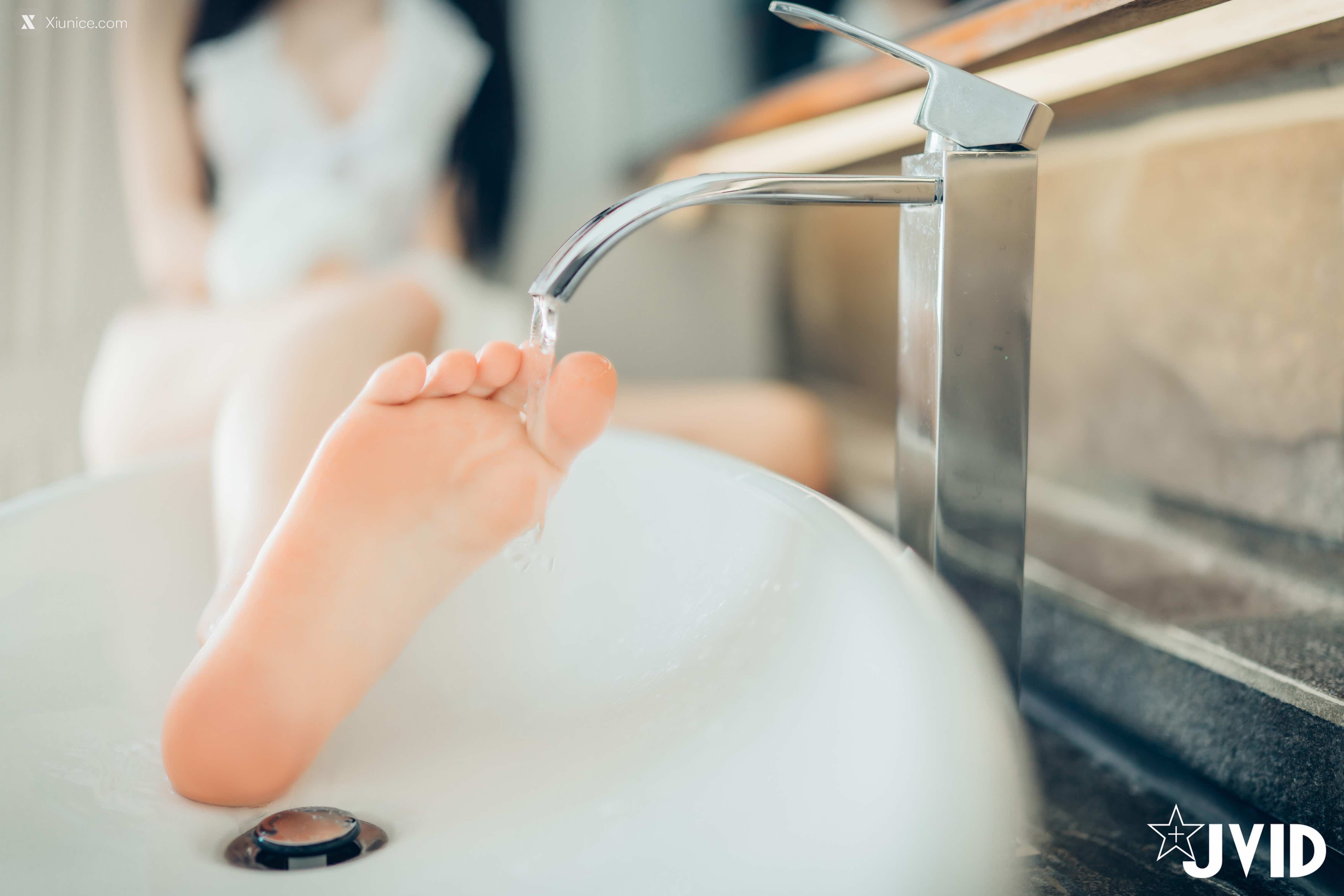 JVID – 飘飘 – 猫娘女友-全真空死库水女仆-足控-激凸透点 第19张