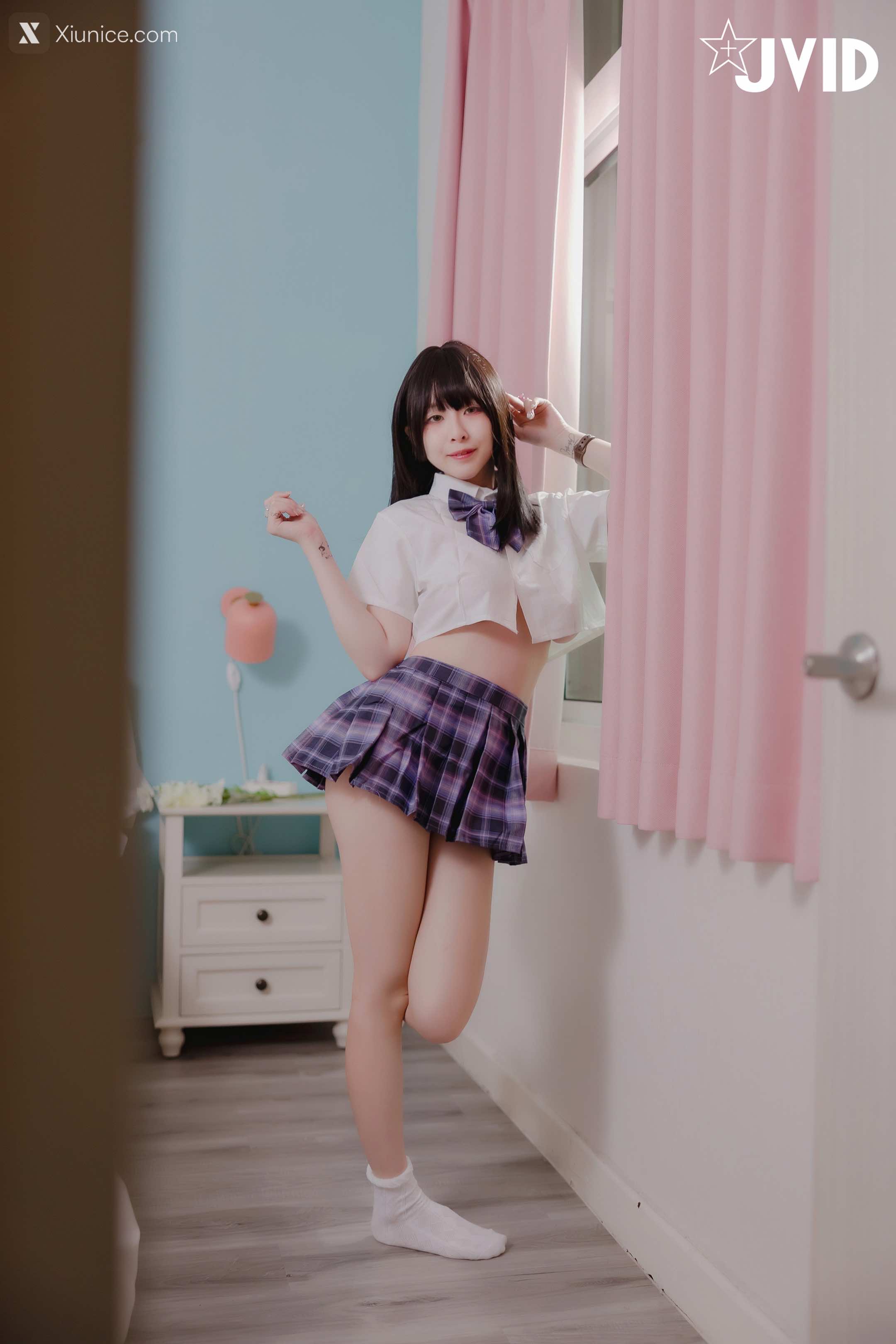JVID – 黎菲兒 – 超狂真實32Icup學妹-看色色漫畫難解性慾-青春期少女情慾初開-邀約學長打電動互尬沒想到擦槍走火變成打炮切磋 第16张