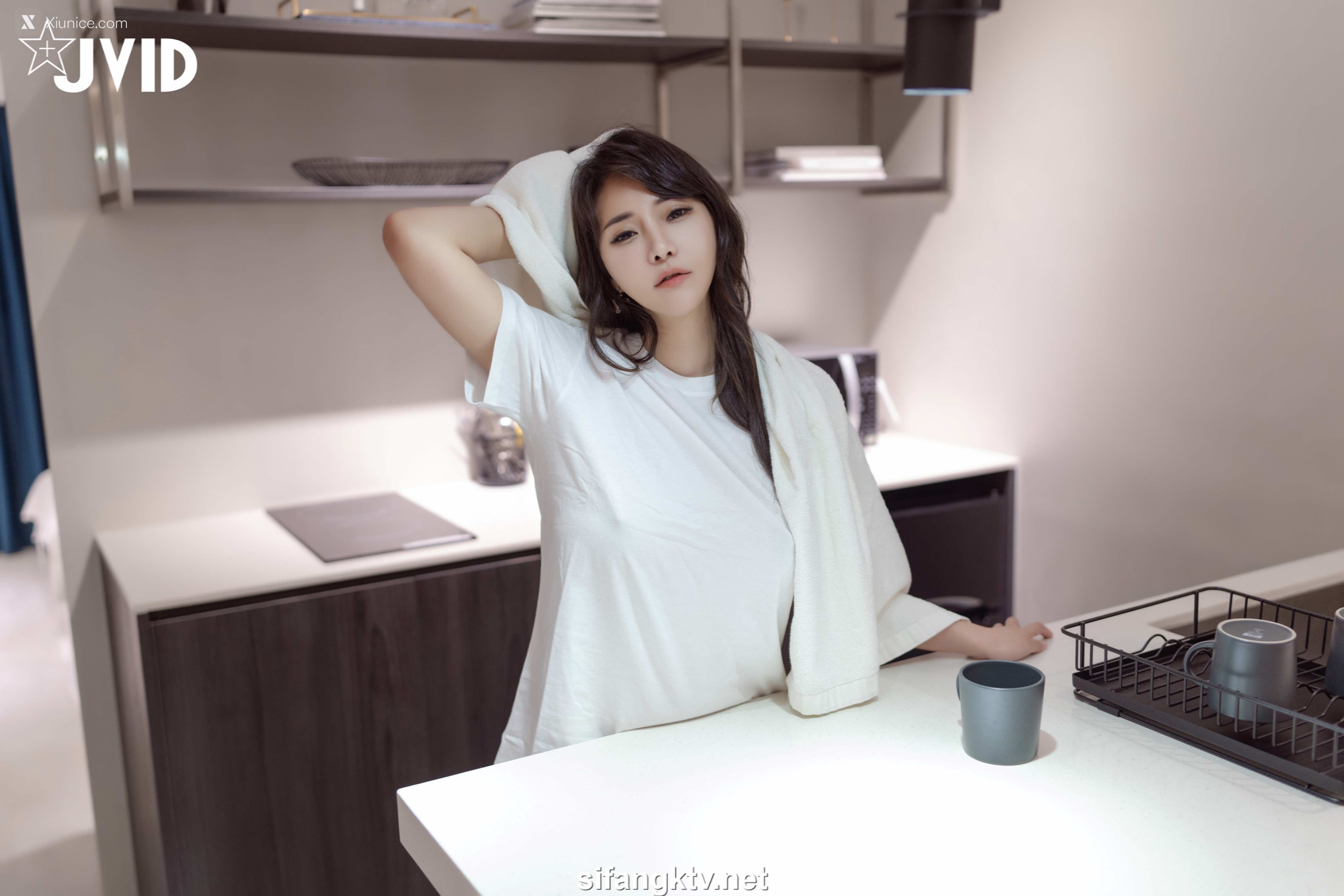 JVID – Lele 樂樂 – 夜道を帰宅途中の巨乳妙齡女子《樂_樂》 第10张