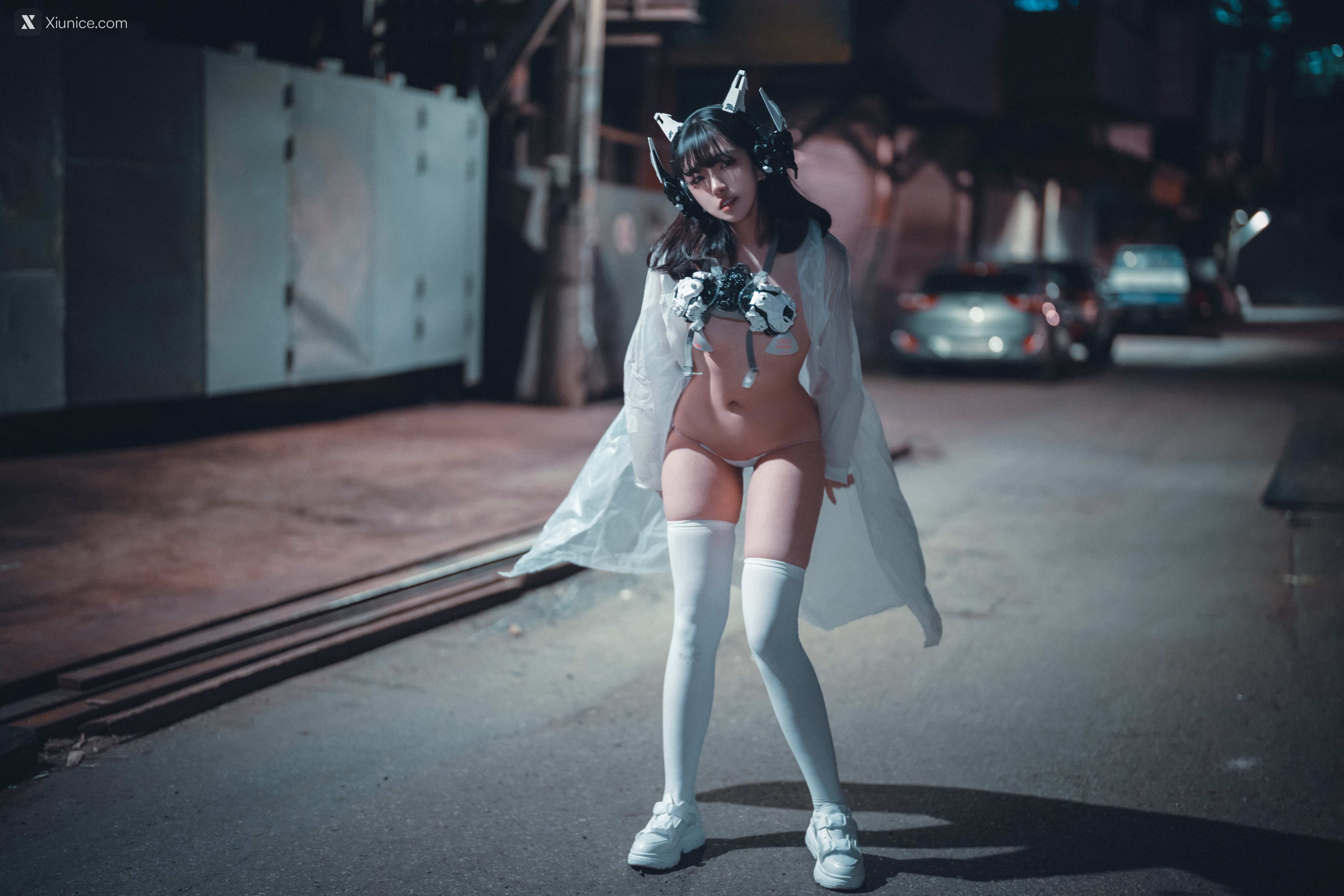 DJAWA Photo – Sonson (손손) – Vagabundo de la Noche (Masked-girl in raincoat) 第75张