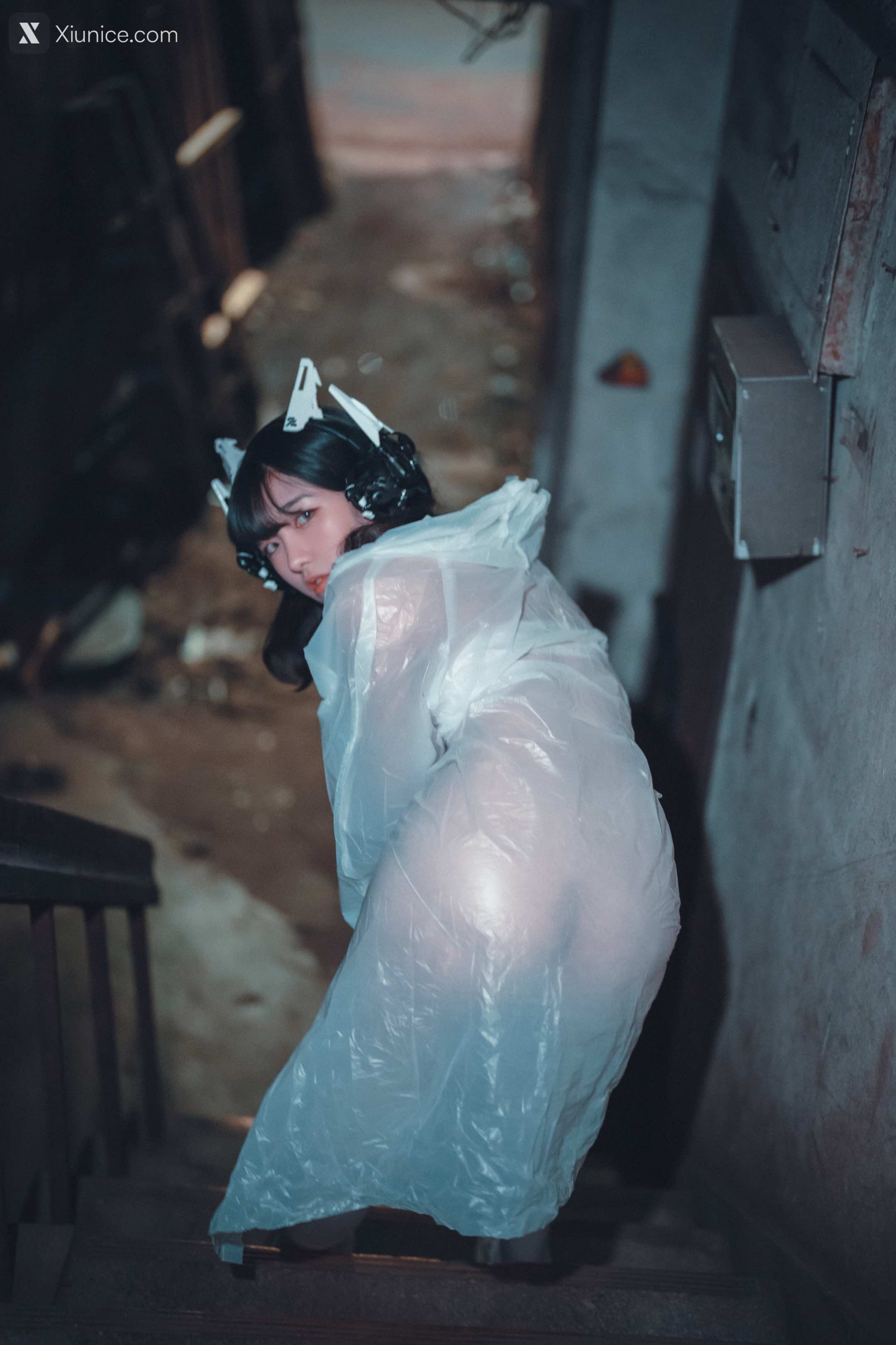 DJAWA Photo – Sonson (손손) – Vagabundo de la Noche (Masked-girl in raincoat) 第74张