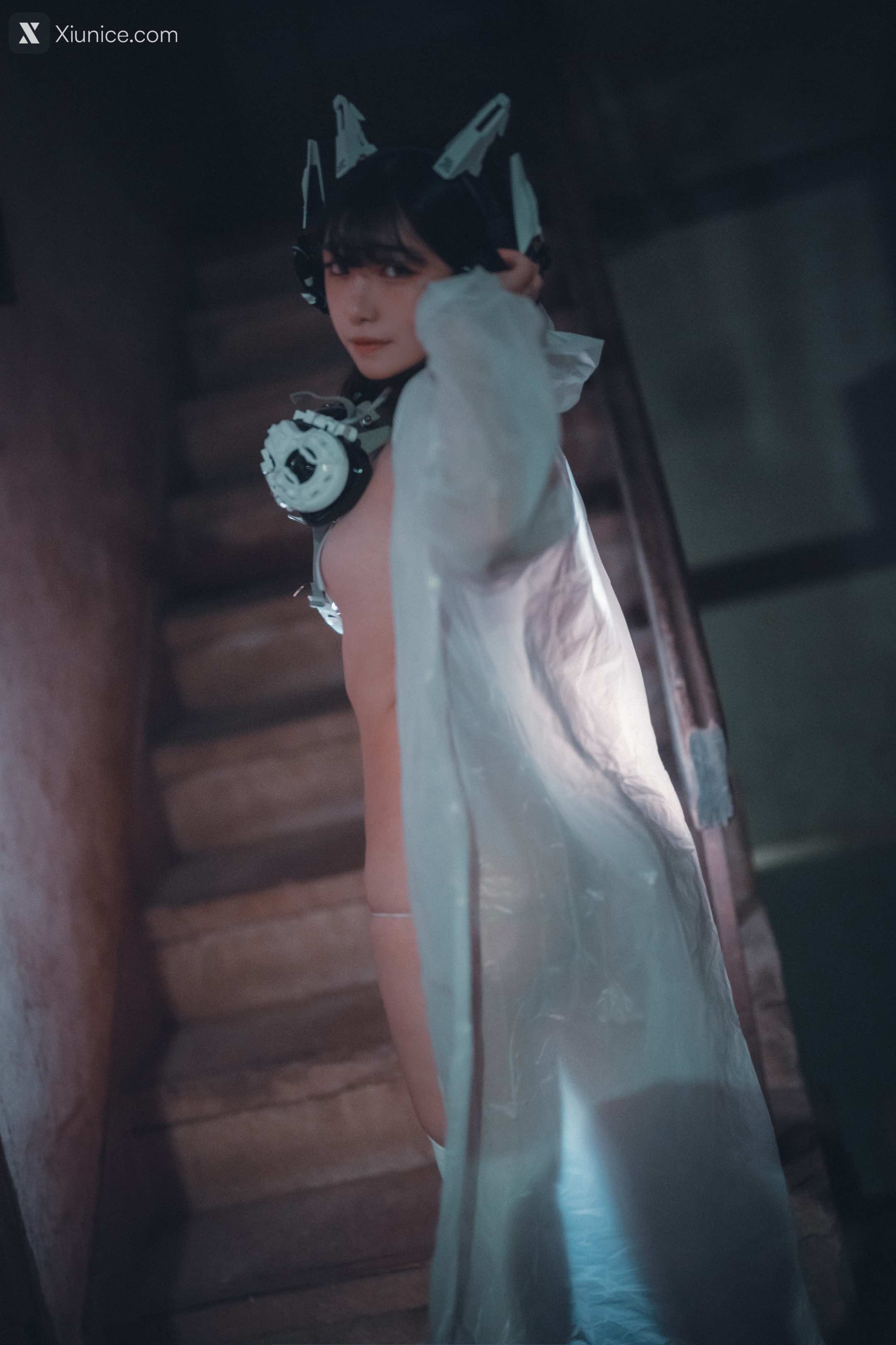 DJAWA Photo – Sonson (손손) – Vagabundo de la Noche (Masked-girl in raincoat) 第46张