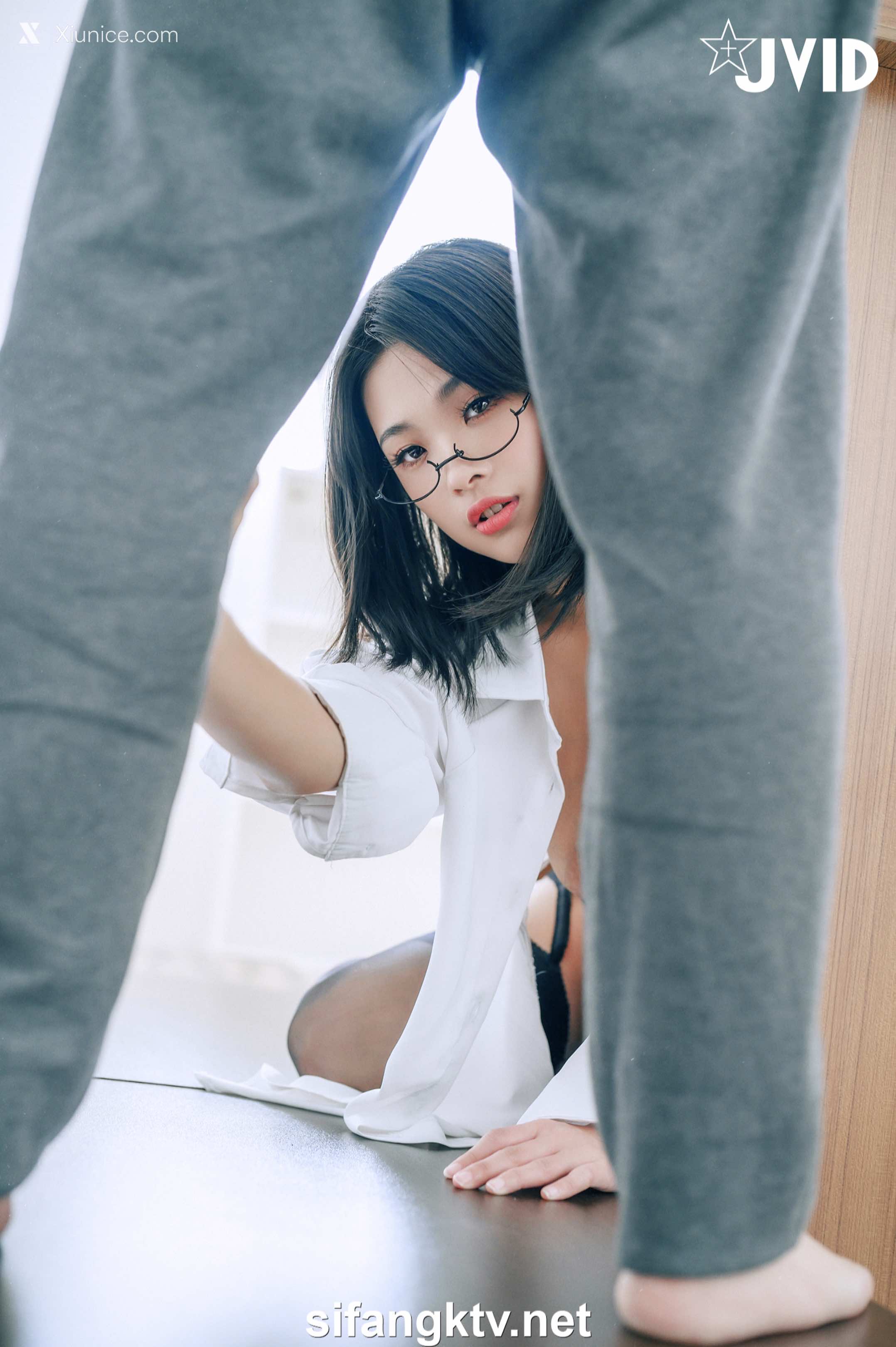 JVID – 露露咪 – 性愛成癮の性感女教師 第11张