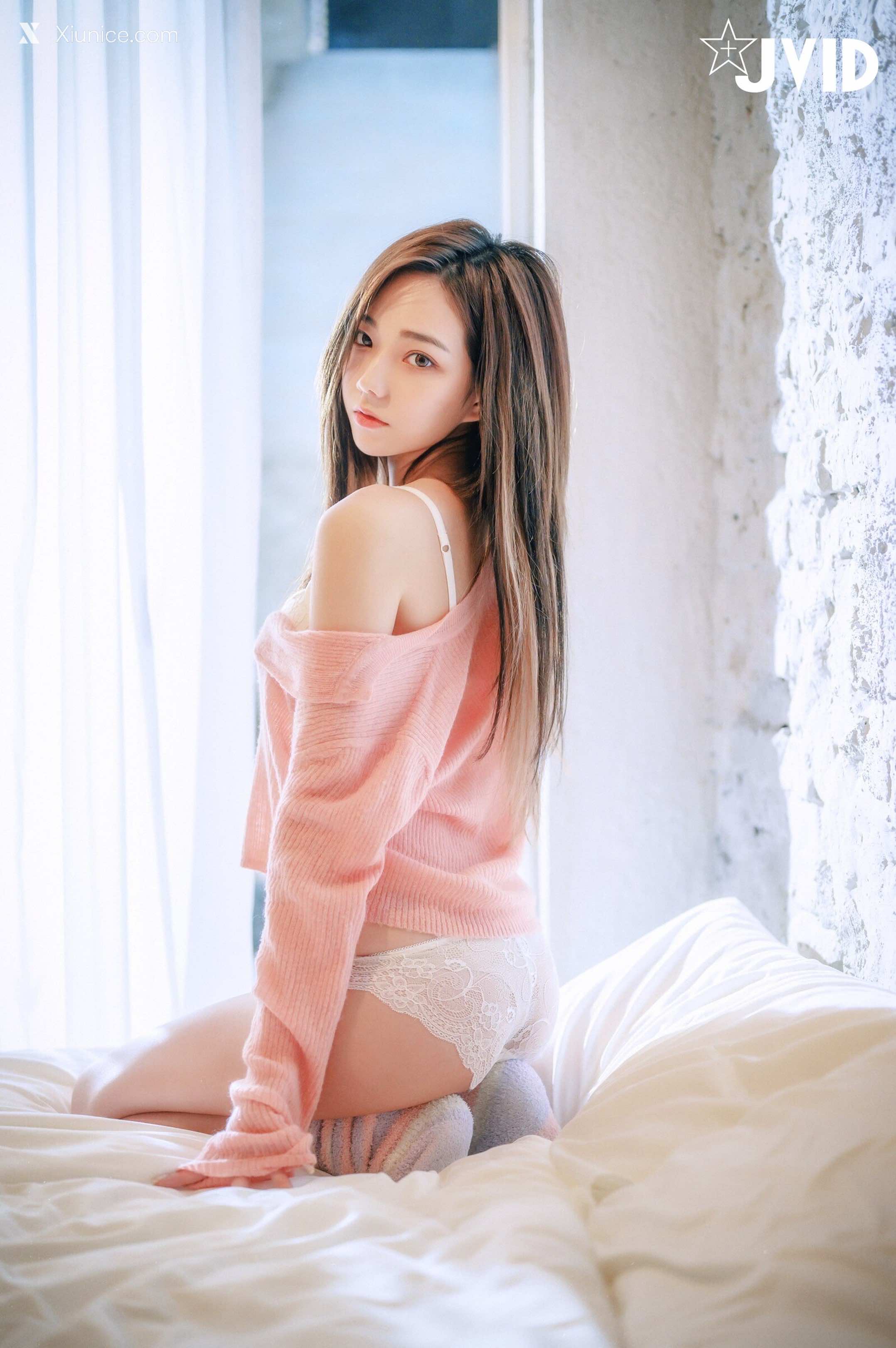 JVID – 啾啾 – 清純小女孩啾啾如今秀色可餐，小褲褲下的形狀好誘人 第105张