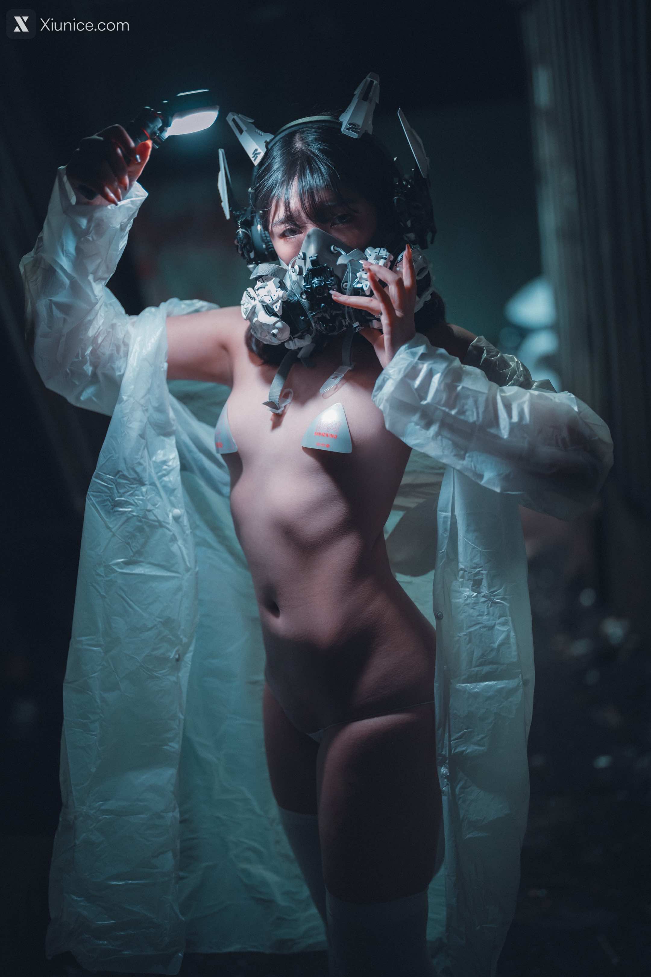 DJAWA Photo – Sonson (손손) – Vagabundo de la Noche (Masked-girl in raincoat) 第26张