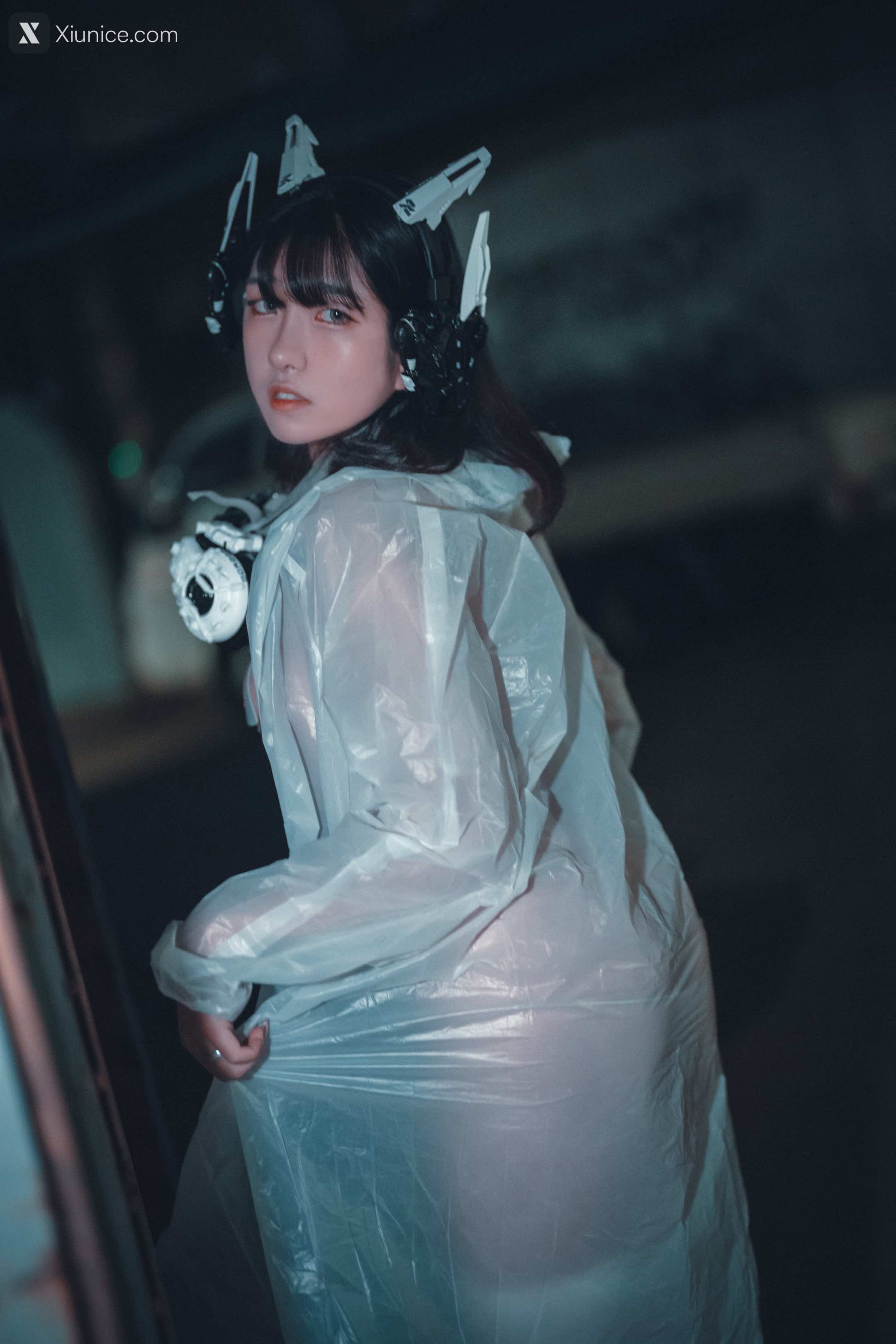 DJAWA Photo – Sonson (손손) – Vagabundo de la Noche (Masked-girl in raincoat) 第49张