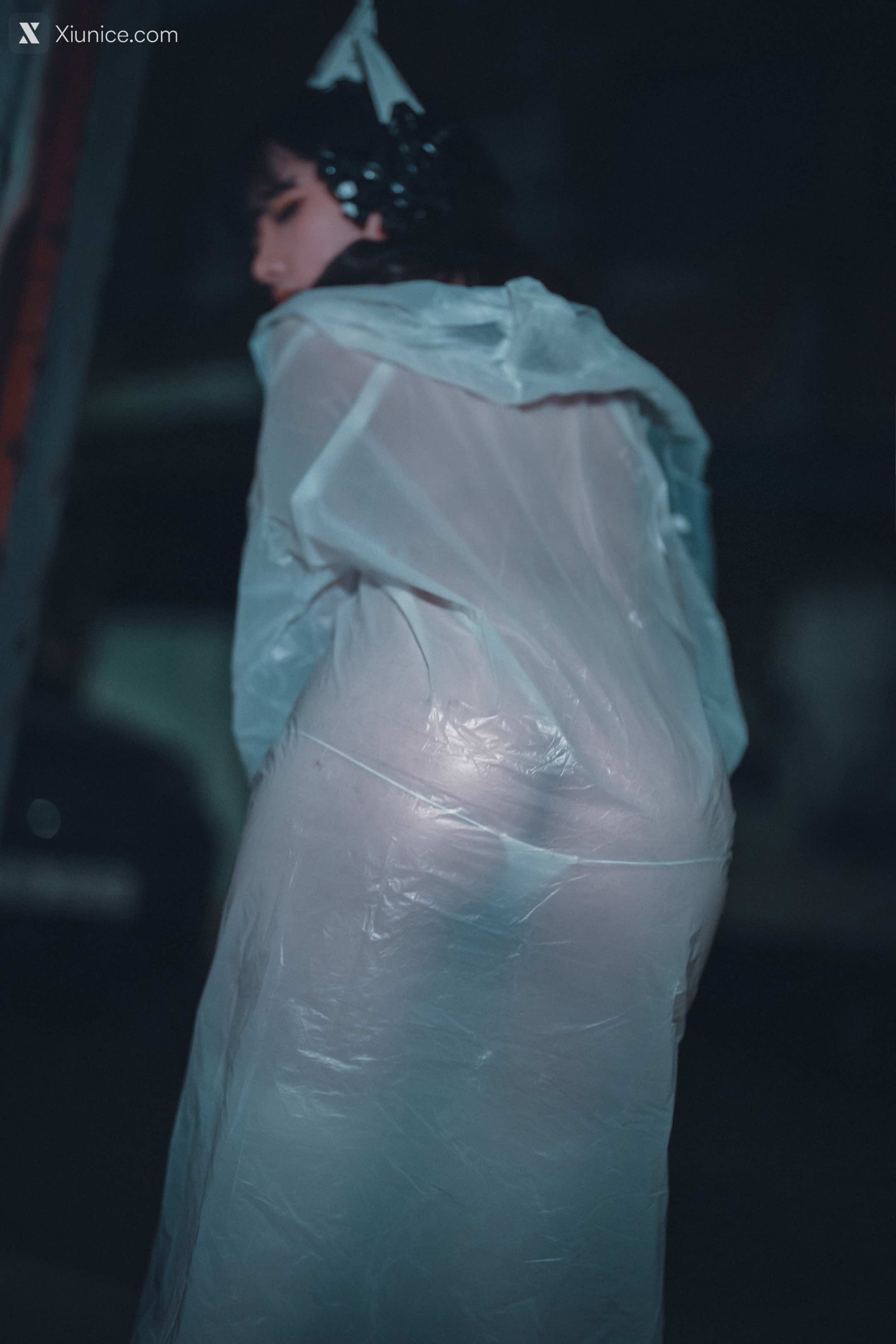 DJAWA Photo – Sonson (손손) – Vagabundo de la Noche (Masked-girl in raincoat) 第55张