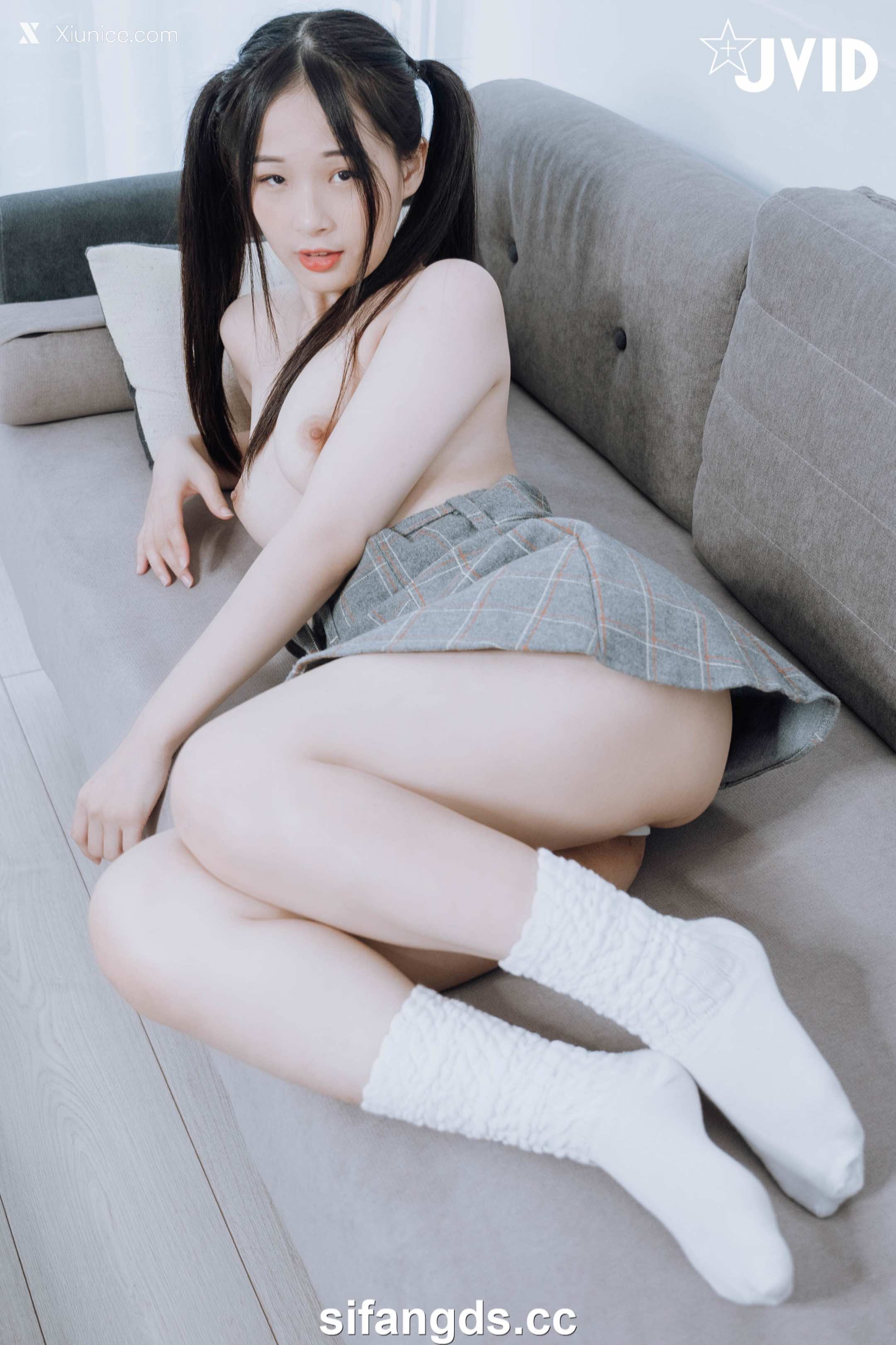 JVID – 婕咪 Juice – 雙馬尾女孩婕咪想在學長的胯下依偎(全裸無遮四點全開) 第35张