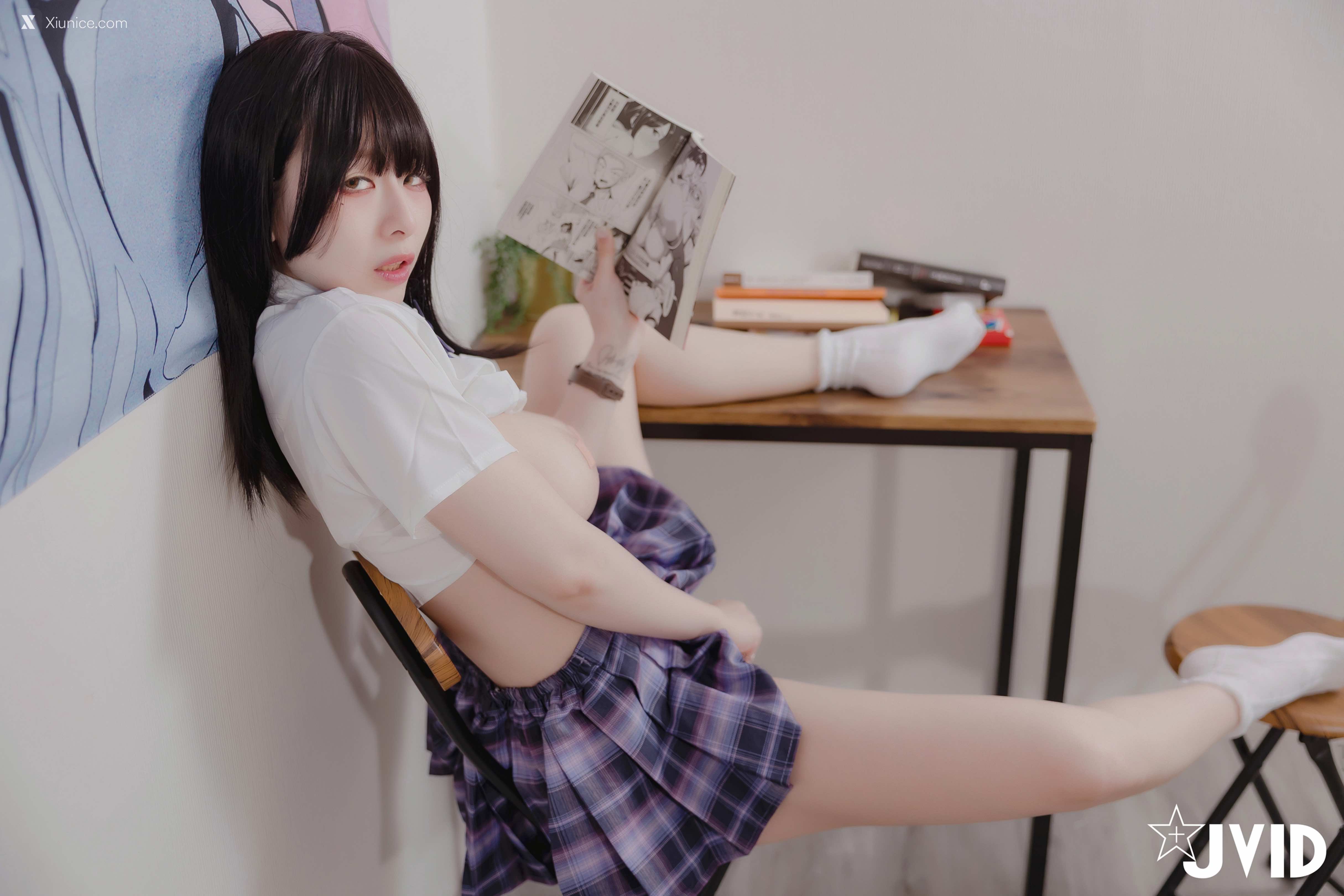 JVID – 黎菲兒 – 超狂真實32Icup學妹-看色色漫畫難解性慾-青春期少女情慾初開-邀約學長打電動互尬沒想到擦槍走火變成打炮切磋 第40张