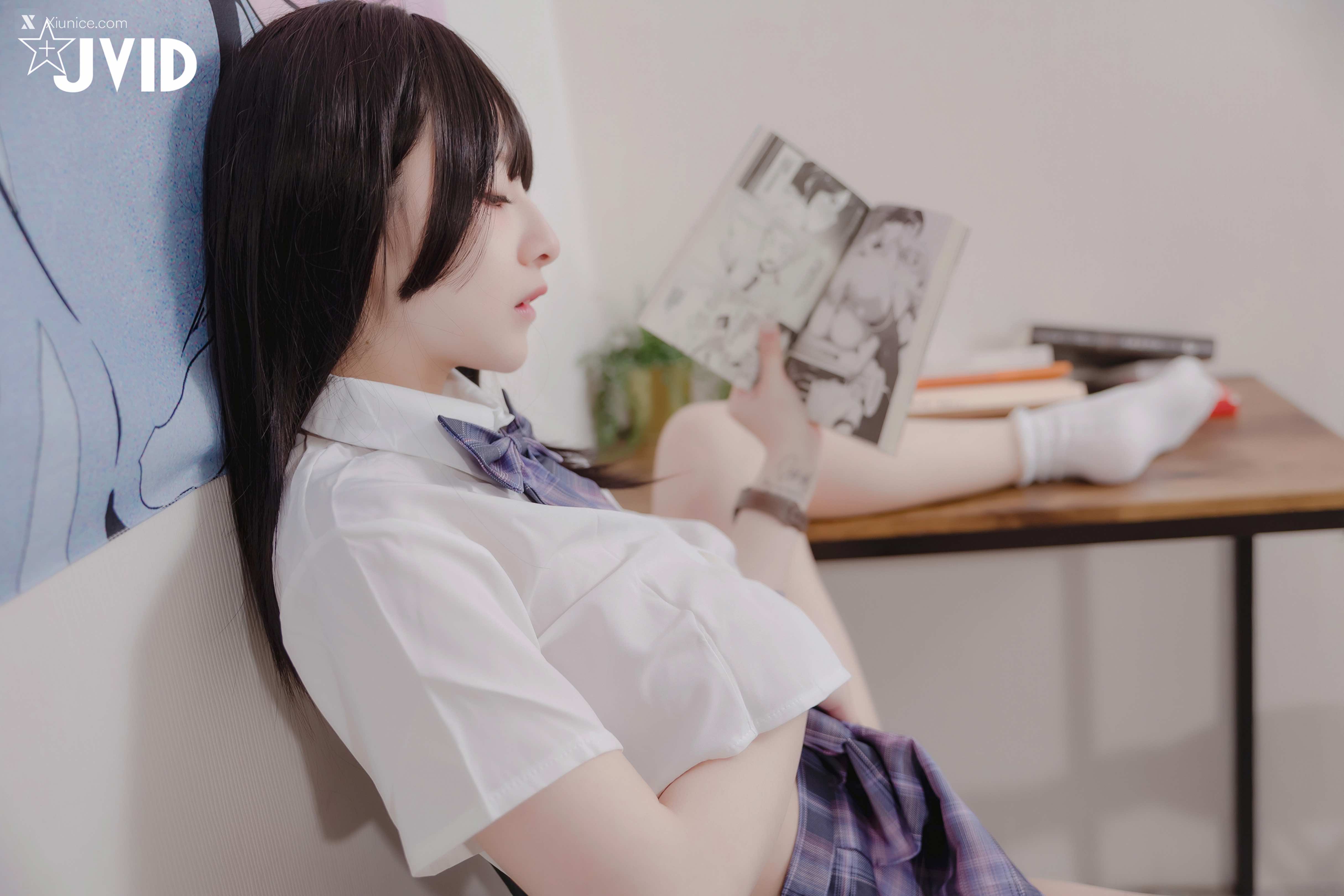 JVID – 黎菲兒 – 超狂真實32Icup學妹-看色色漫畫難解性慾-青春期少女情慾初開-邀約學長打電動互尬沒想到擦槍走火變成打炮切磋 第38张
