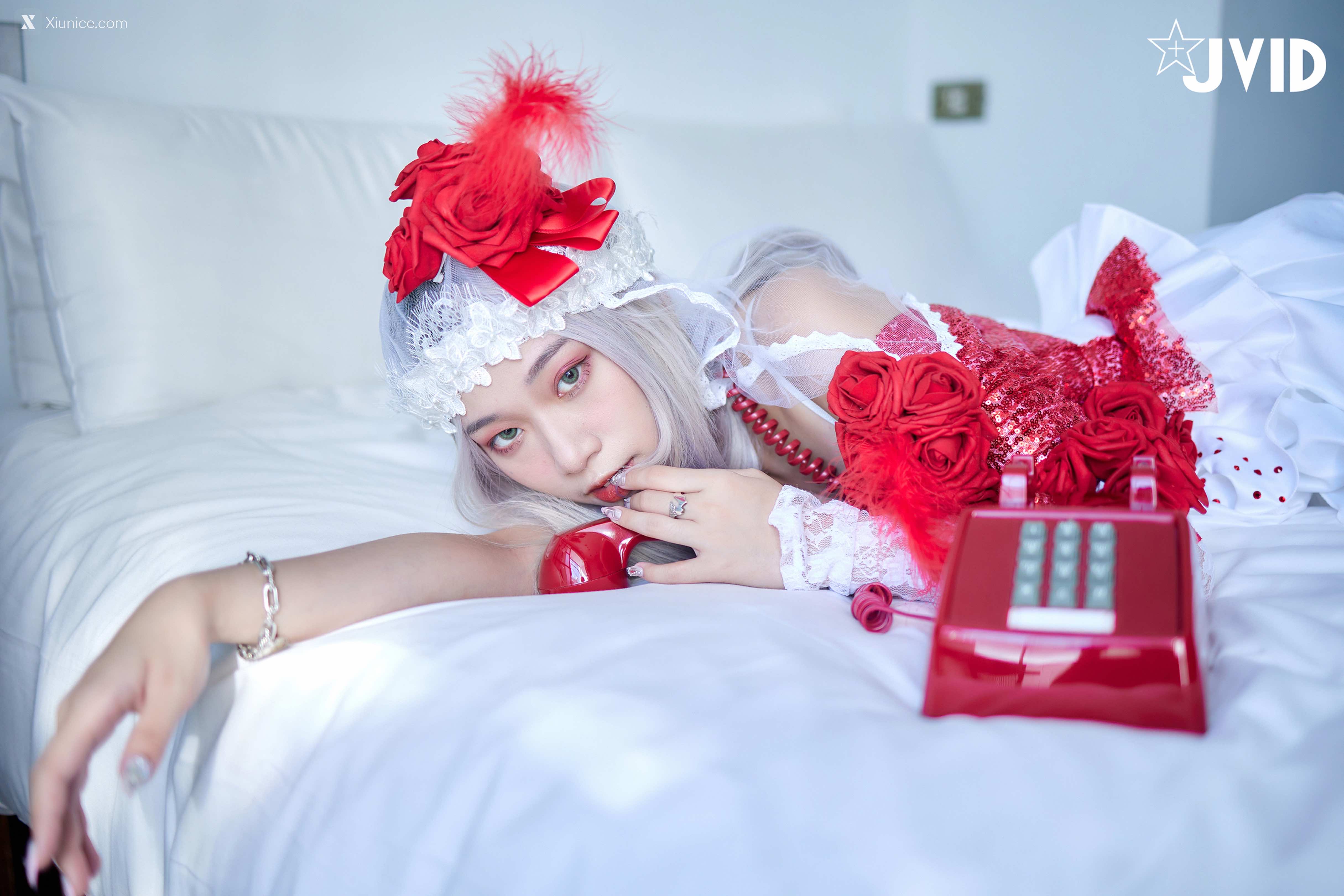 JVID – Verna – 「萬聖節鬼魅之月」第五人格調香師Verna性感解密 隱藏版影片 第39张