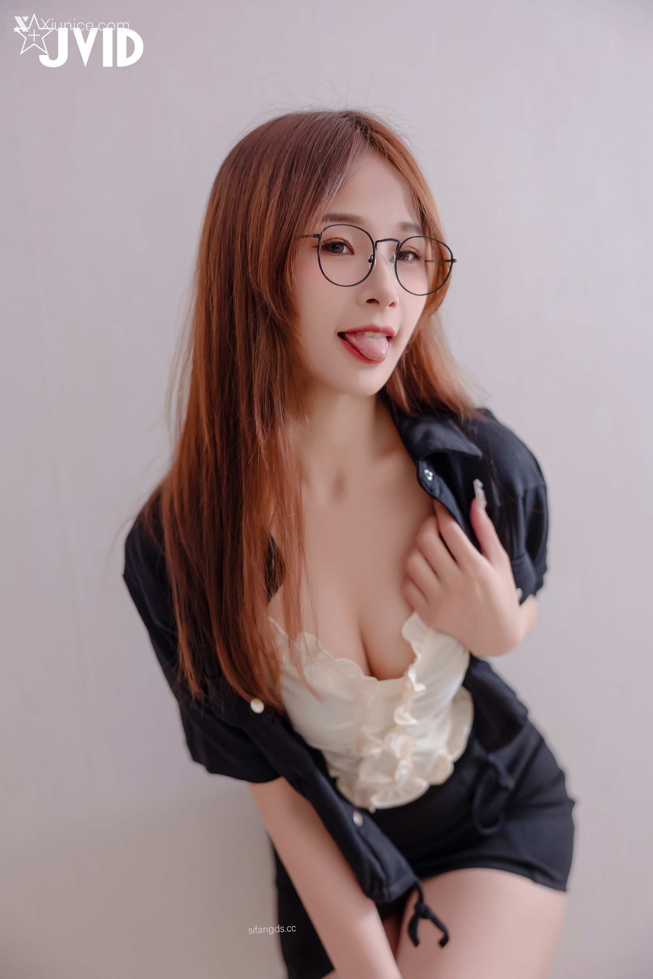 JVID – 婕咪 Juice – 美乳癡女英文老師juice婕咪 鮑魚都快被小豪同學玩壞了 第262张