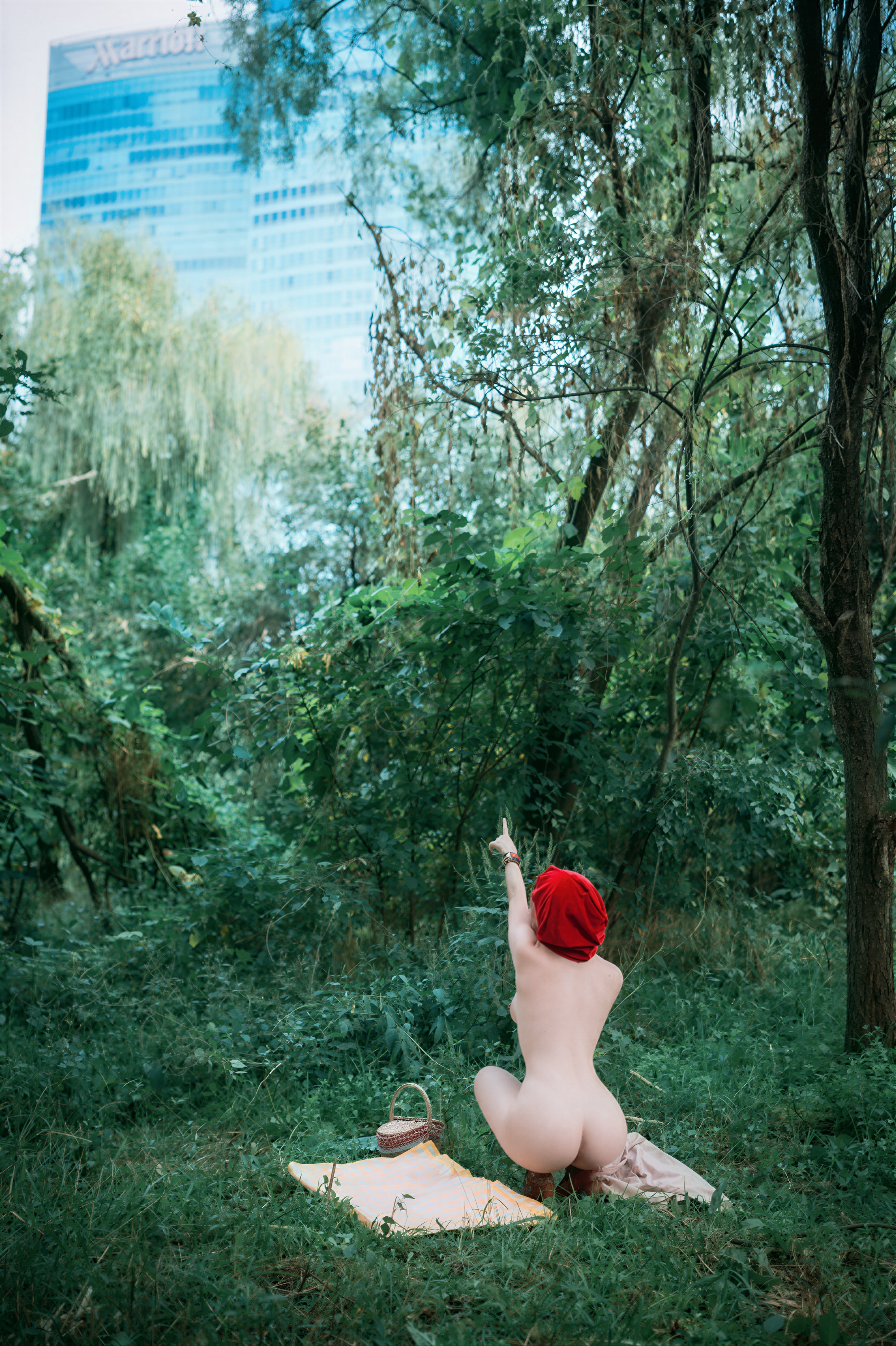 AI Refined DJAWA Photo – DDiDDi – Cheeky Red Riding Hood 第9张