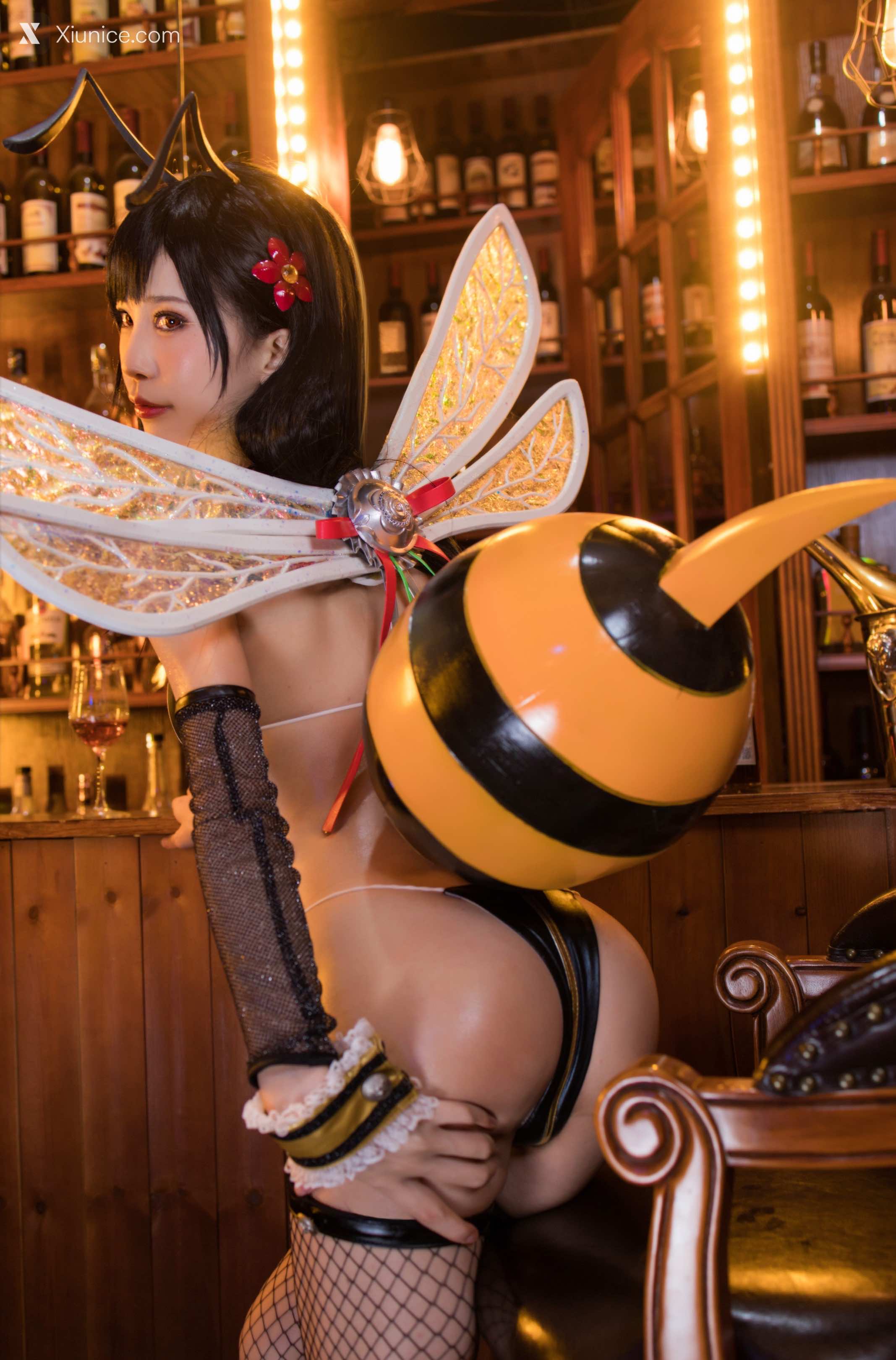 Coser@水淼Aqua – Vol.067 婚纱+黑皮蜜蜂 第18张