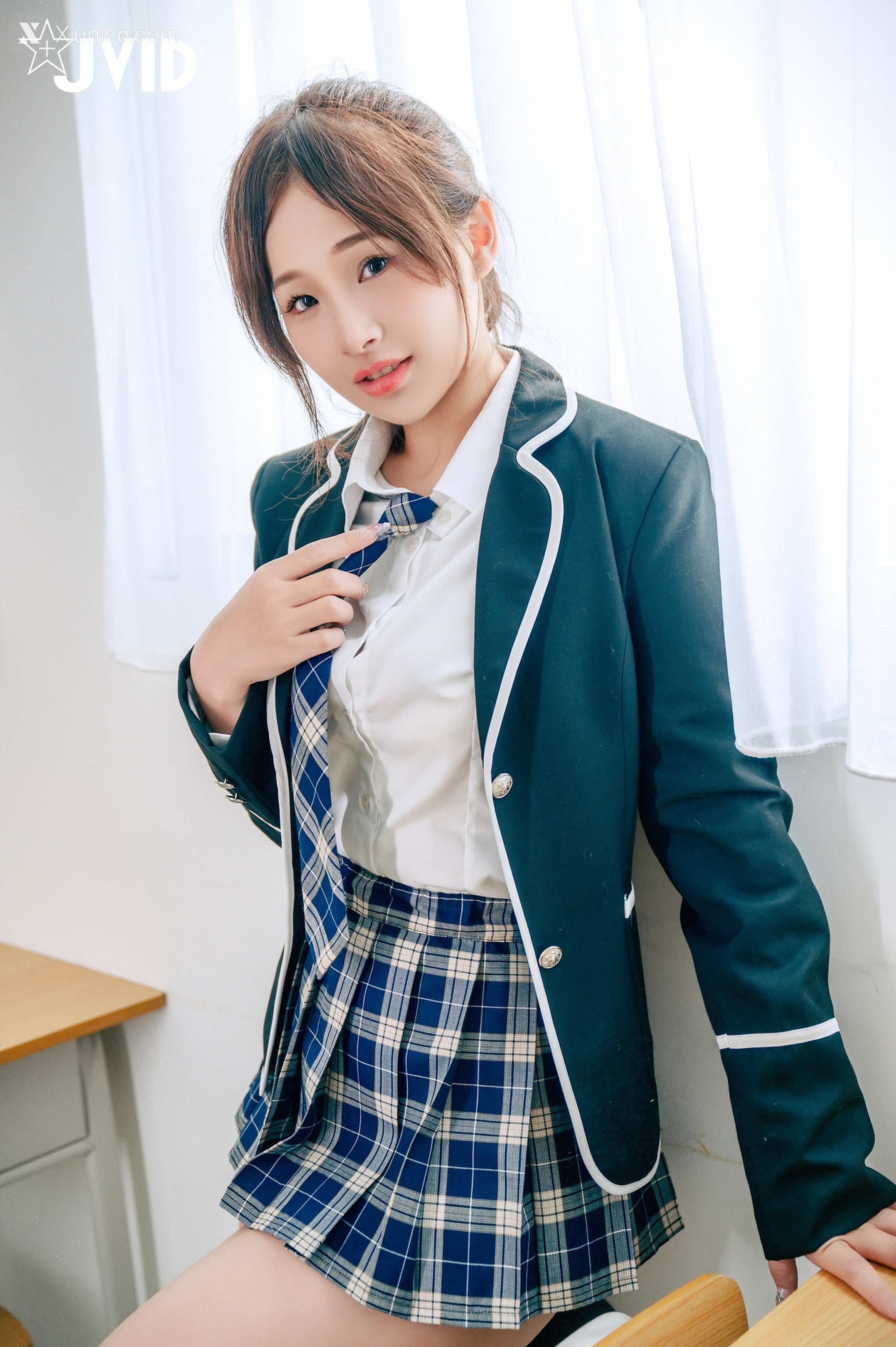 JVID – 婕咪 Juice – 下课后在教室色色被老师发现 第67张