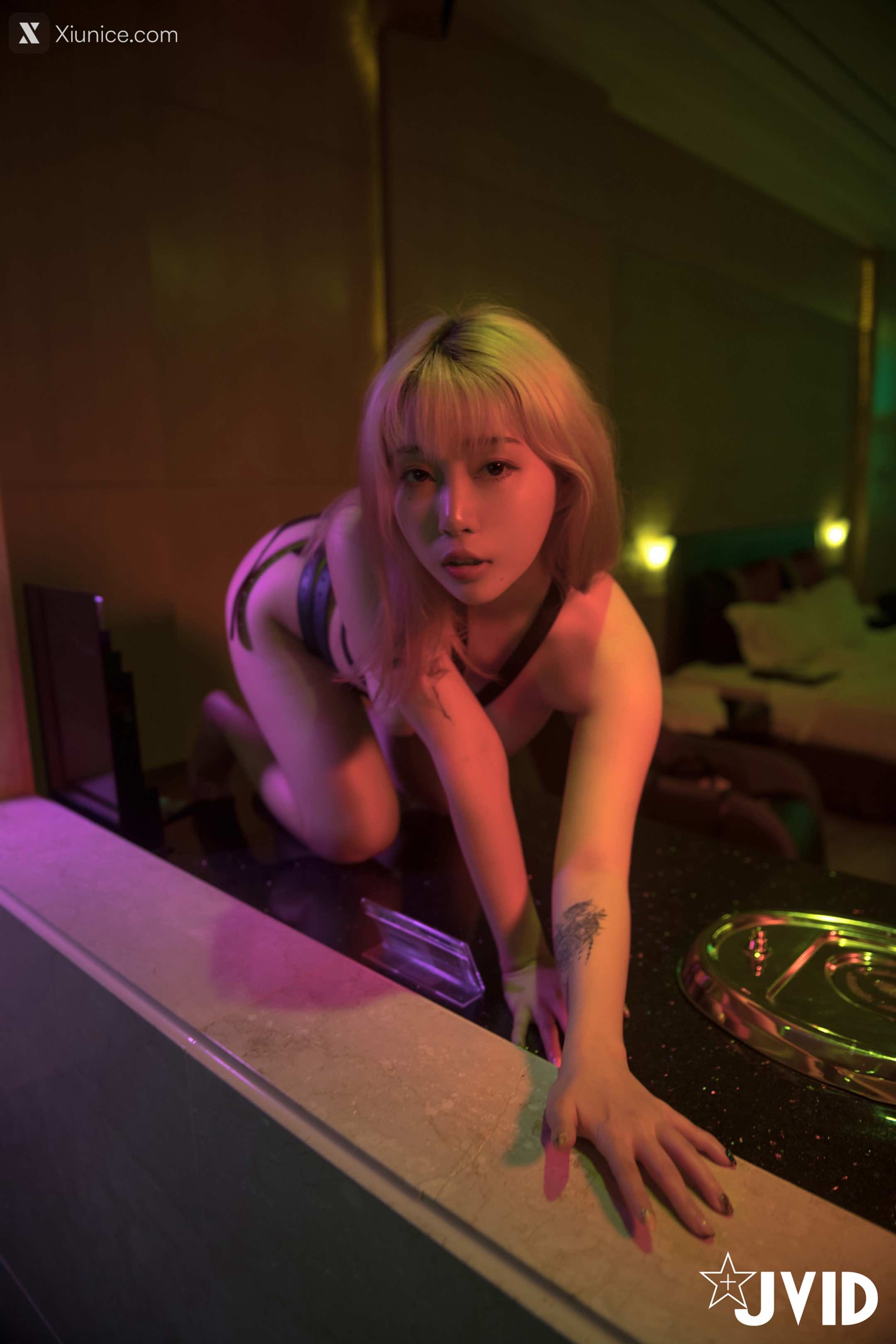 JVID – Stacy – 摇曳的光影中被束缚的美女渐渐的穴湿了等妳来征服 第37张