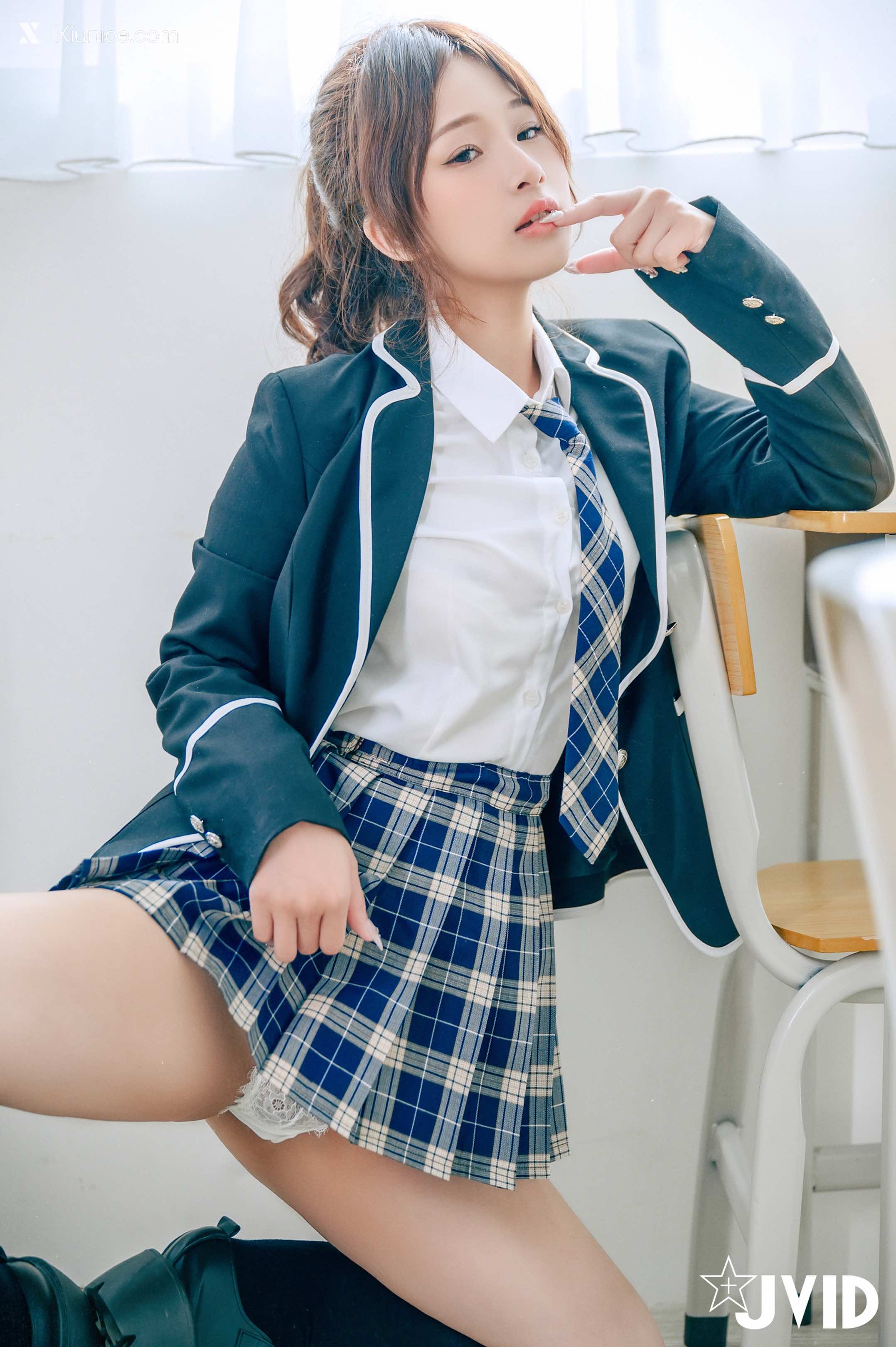 JVID – 婕咪 Juice – 下课后在教室色色被老师发现 第80张