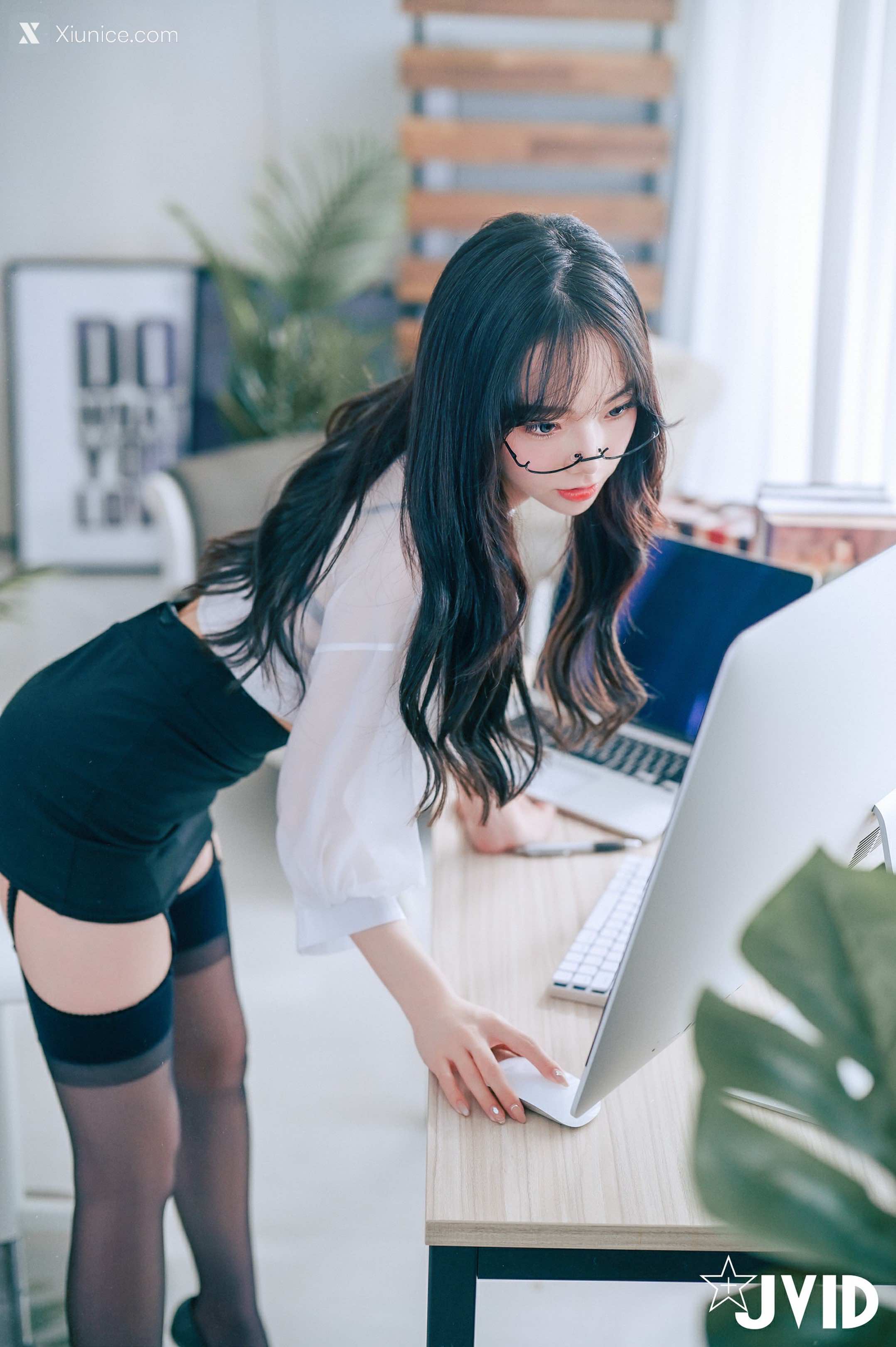 JVID – 啾啾-淫欲小秘書 第119张