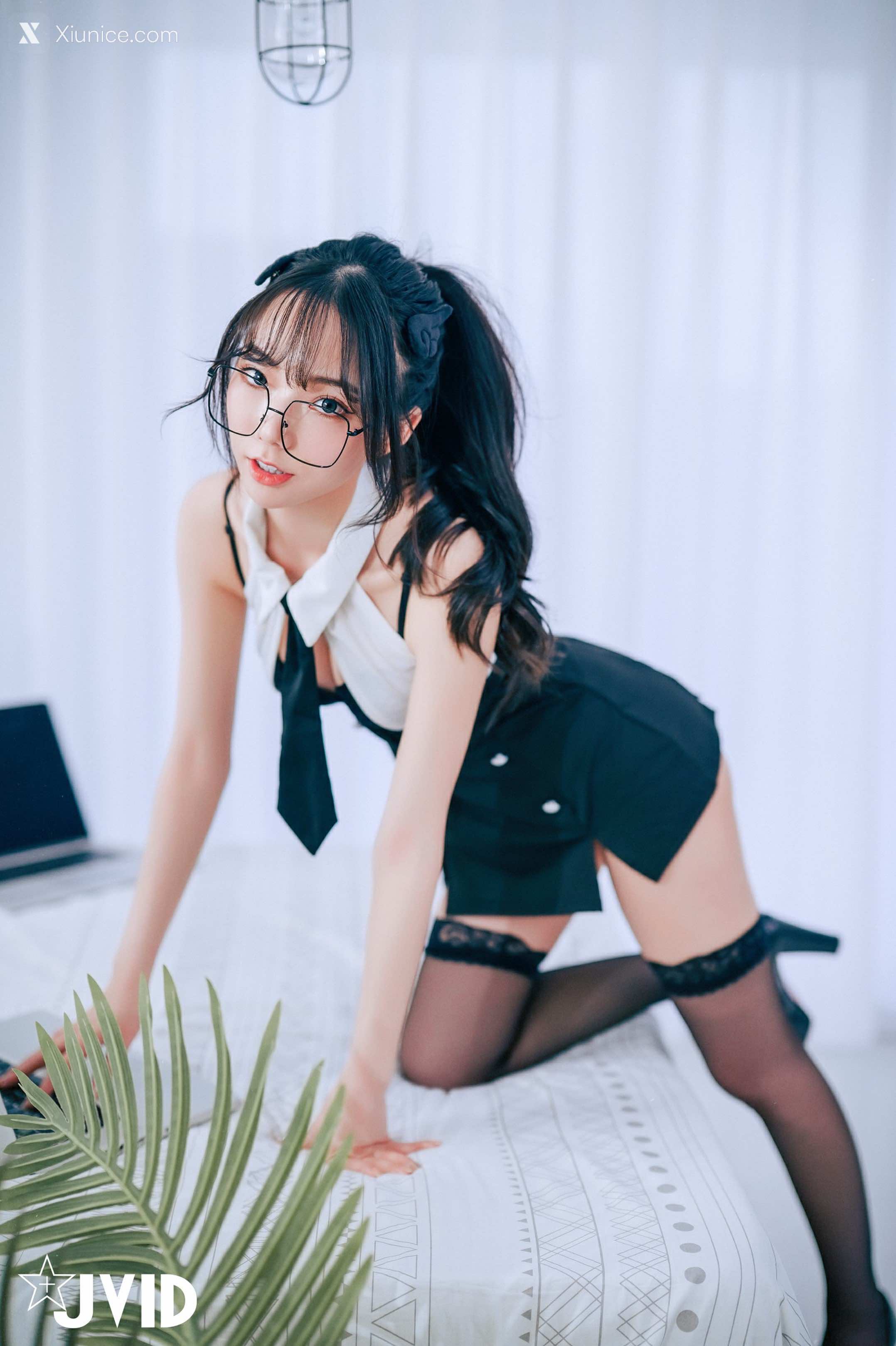 JVID – 啾啾-淫欲小秘書 第38张