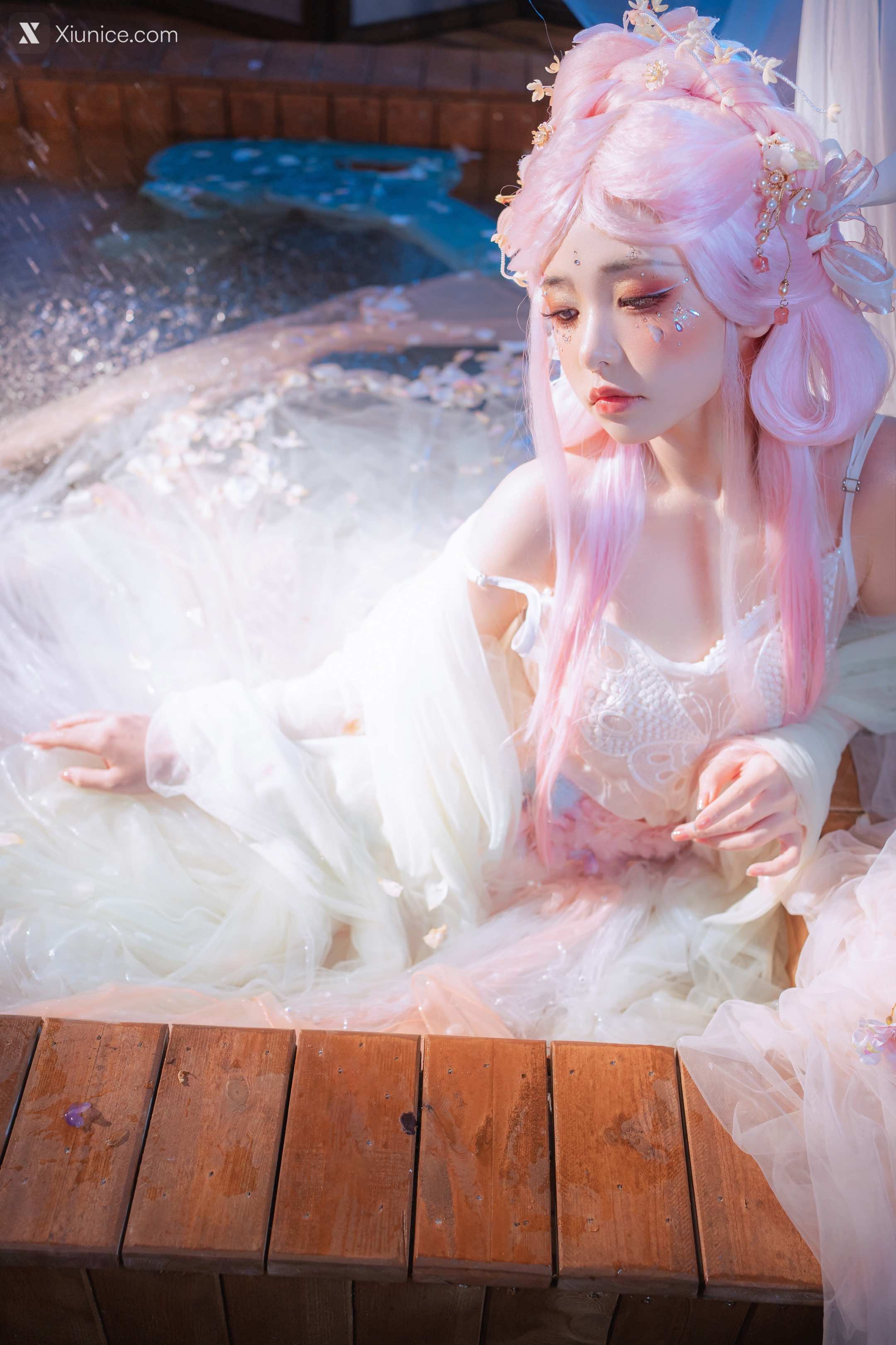 Coser@爆机少女喵小吉 (Nekokoyoshi) 临江仙 第2张