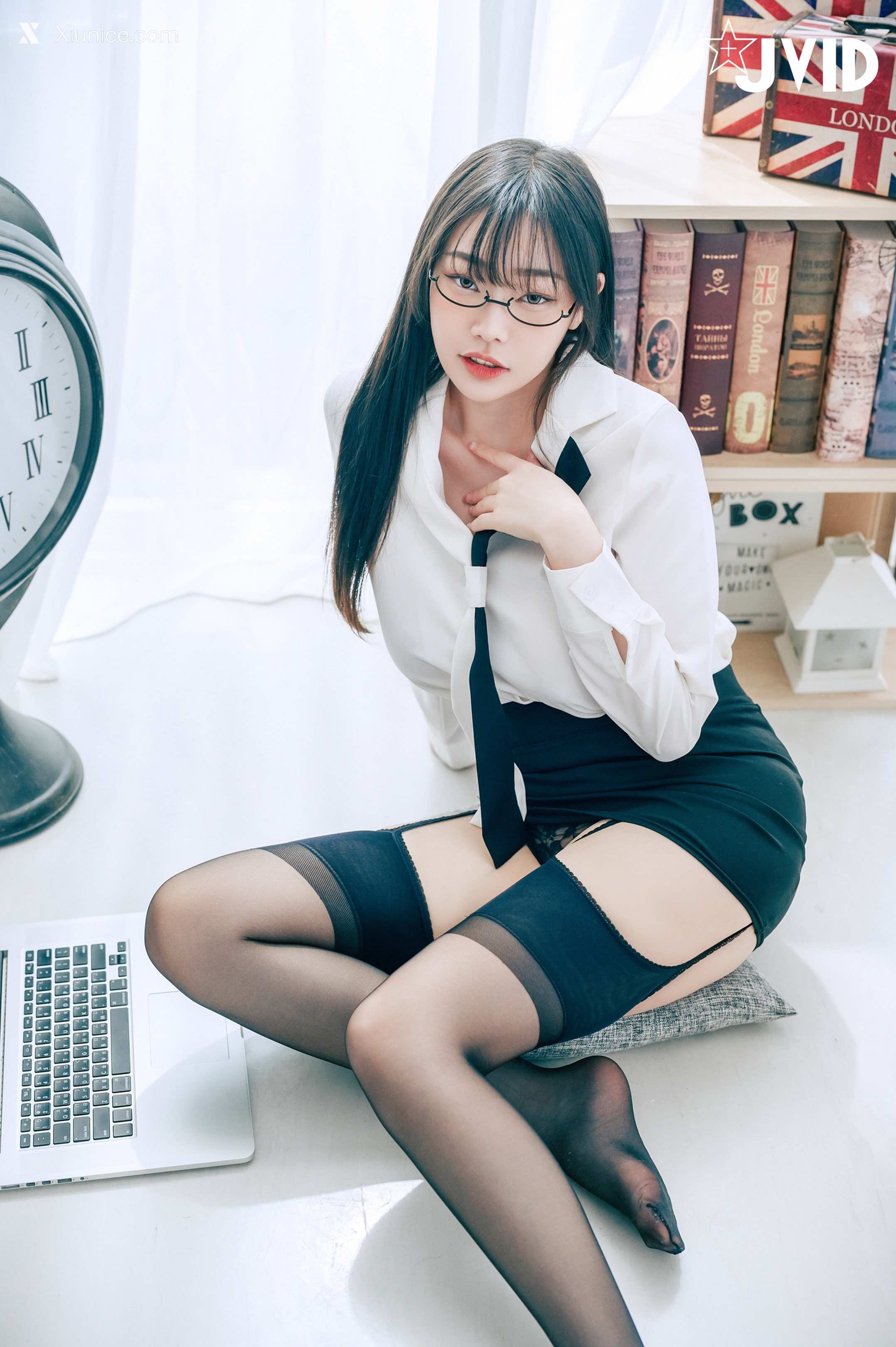 JVID – 苡昕 Slivia – 超巨乳女秘書 第72张