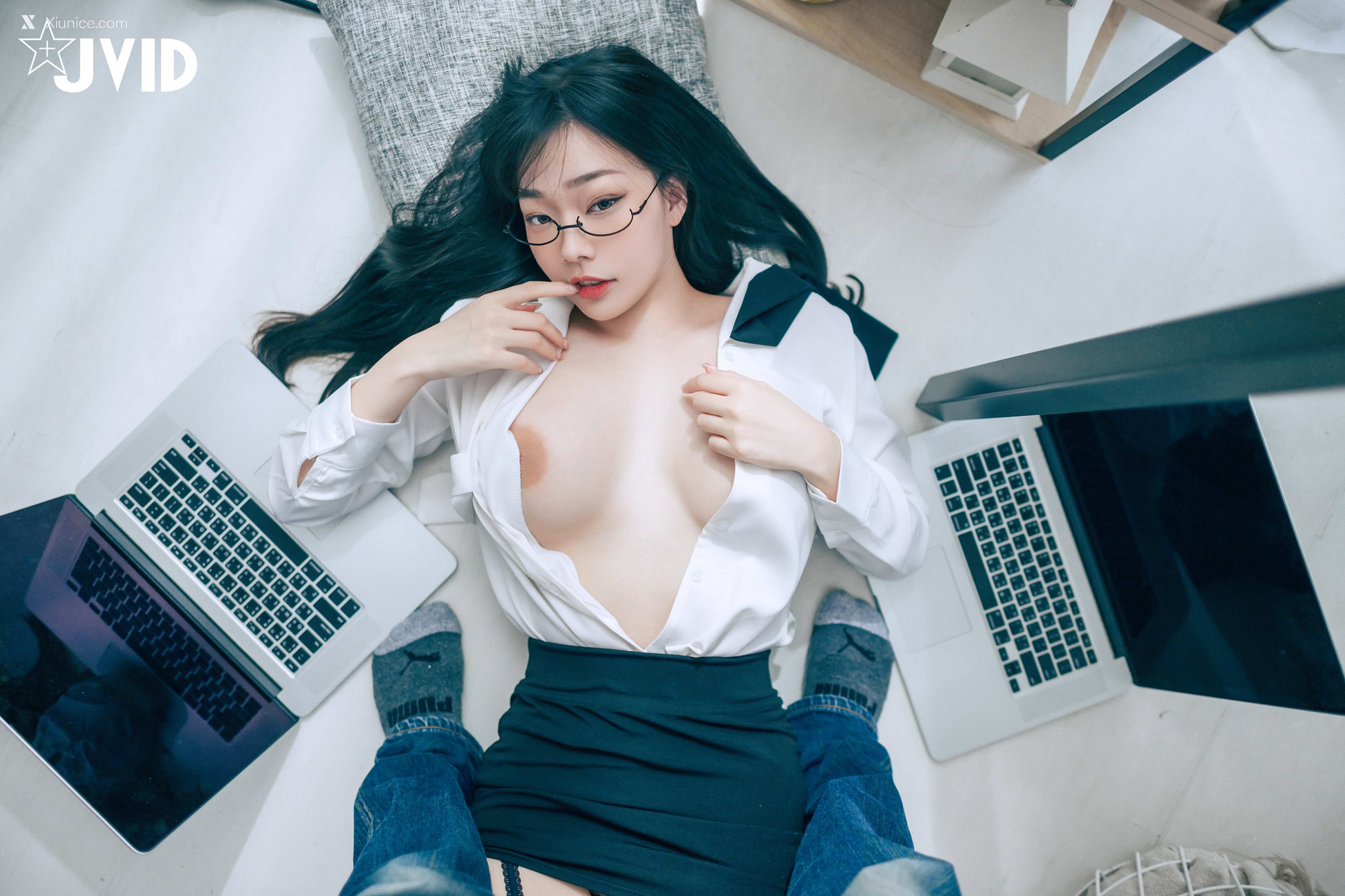 JVID – 苡昕 Slivia – 超巨乳女秘書 第76张