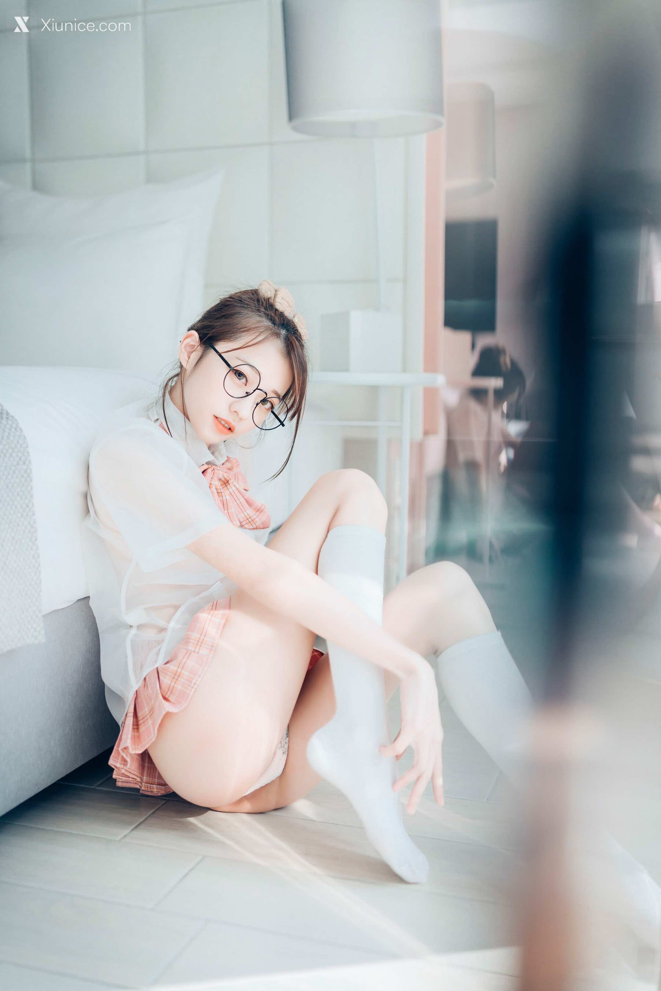 JVID – 妍妍 Angel – 女孩在trasmart制服與眼鏡 第14张