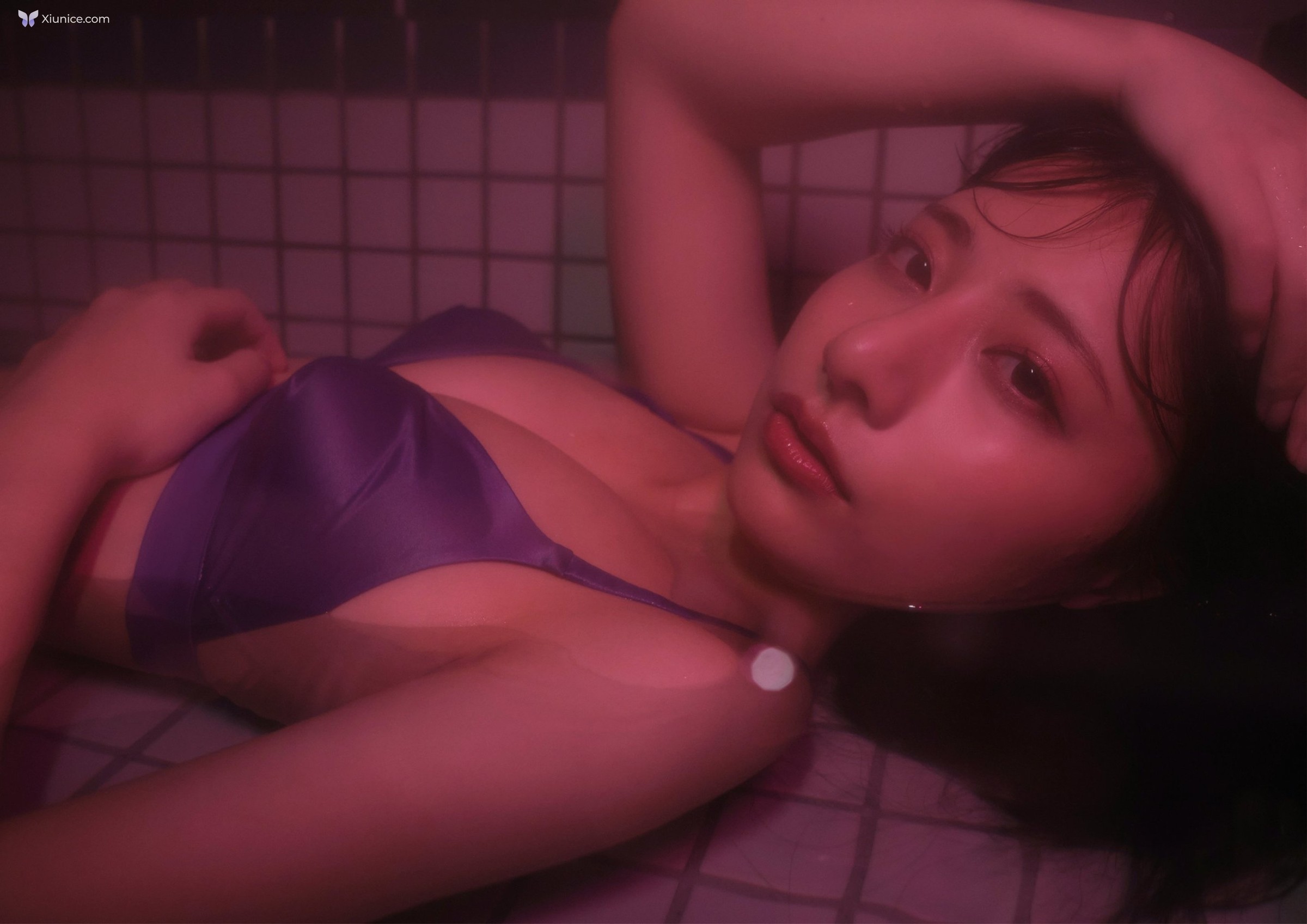Yuka Suzuki ユカススキ – BUBKAテシタル写真集 W-DAY on the floor 第85张
