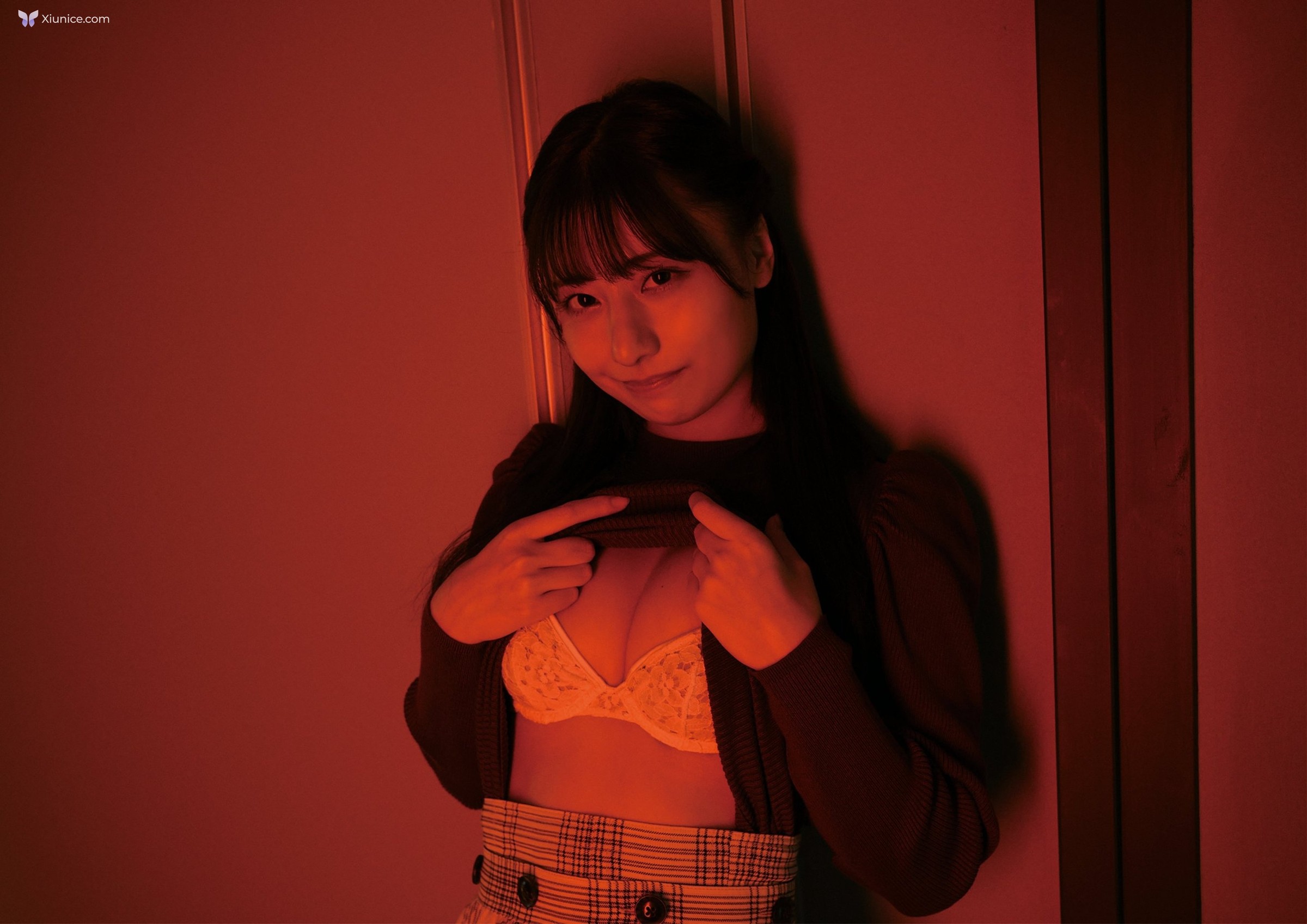 Yuka Suzuki ユカススキ – BUBKAテシタル写真集 W-DAY on the floor 第11张