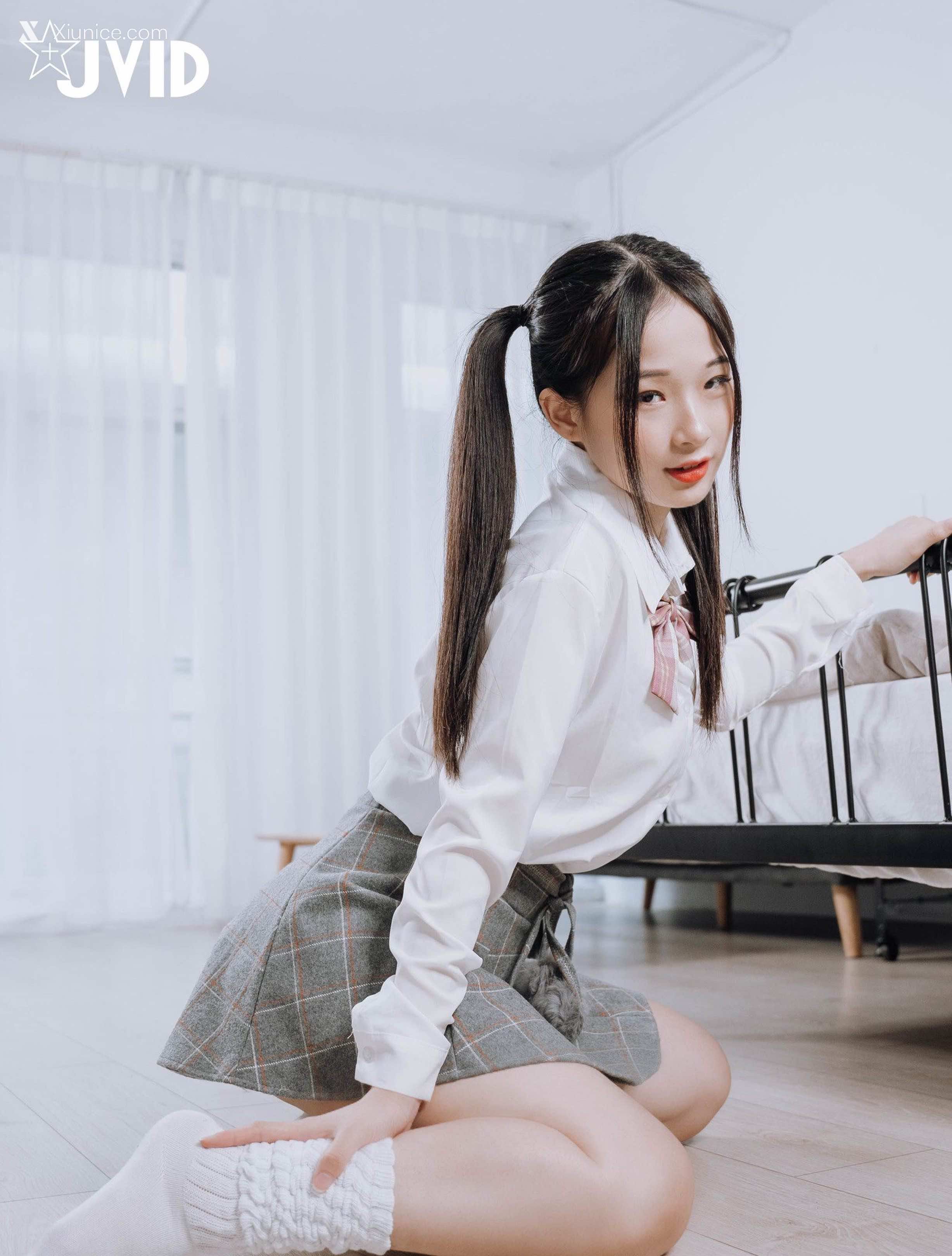 JVID – 婕咪 Juice – 雙馬尾制服女孩 第10张
