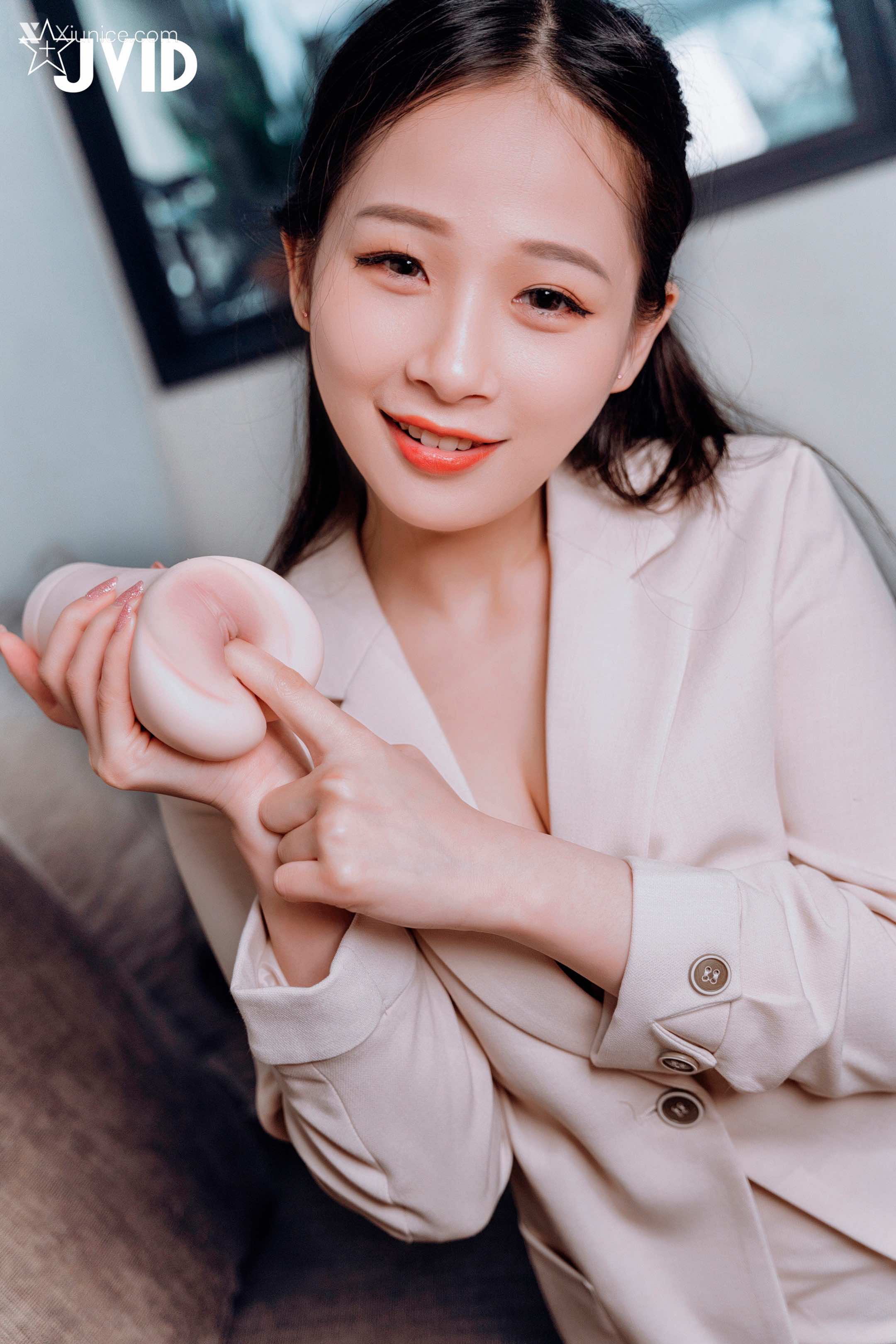 JVID – 婕咪 Juice – 飛機杯到府推銷員 第25张