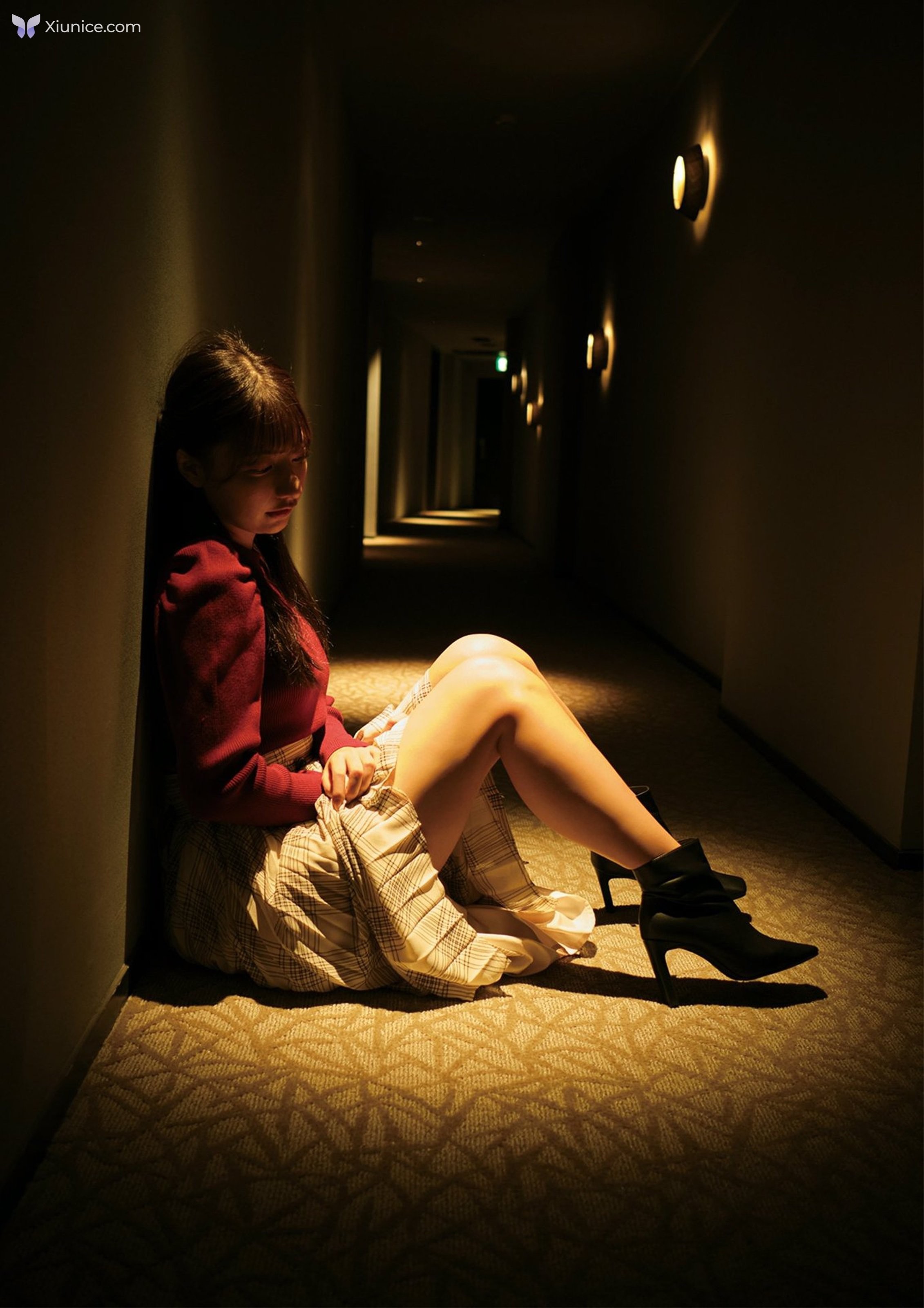 Yuka Suzuki ユカススキ – BUBKAテシタル写真集 W-DAY on the floor 第14张