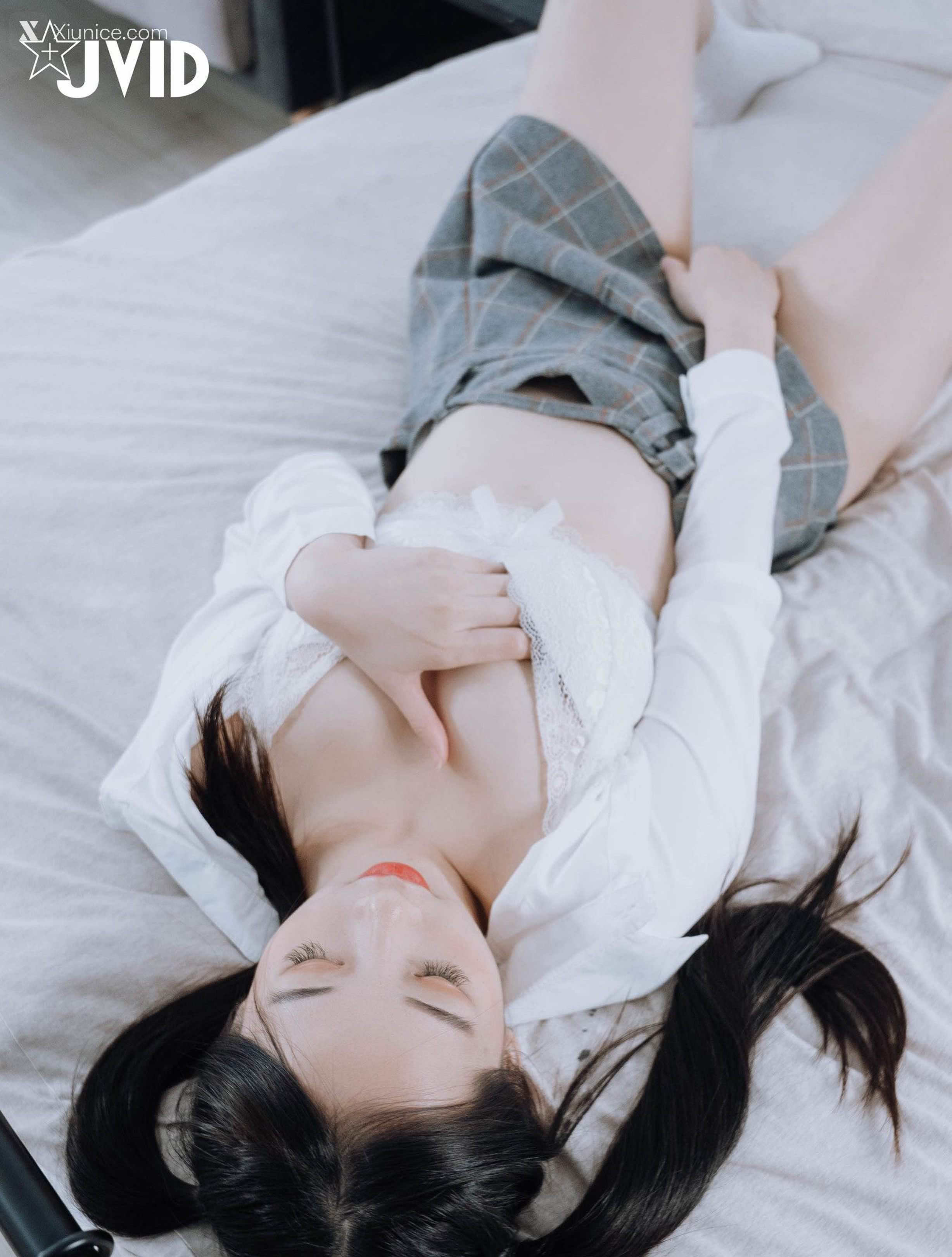 JVID – 婕咪 Juice – 雙馬尾制服女孩 第40张