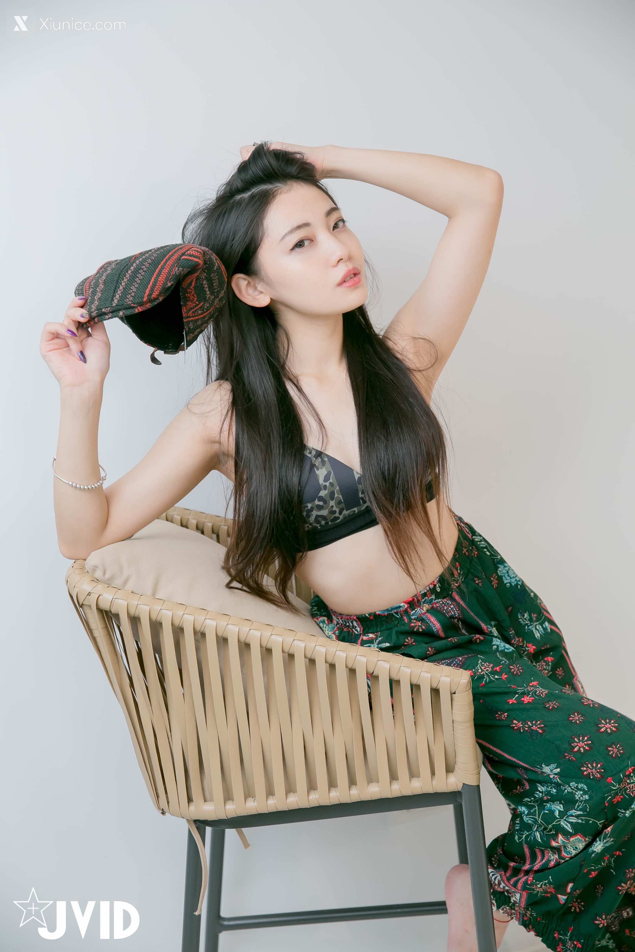 JVID – 夏暮光 – 私底下穿著就讓人喜歡的性格美女 第72张