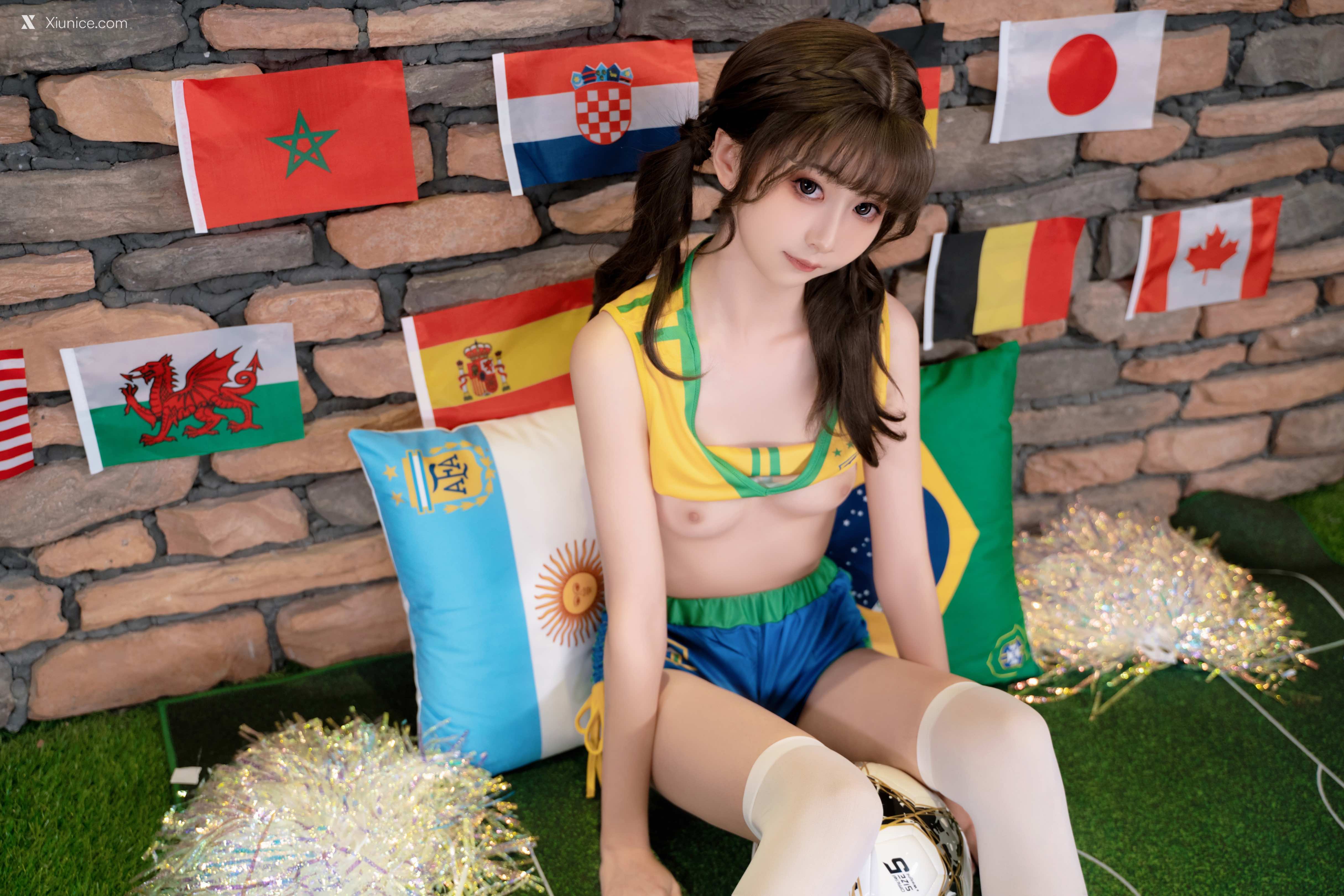 Coser@爆机少女喵小吉 (Nekokoyoshi) & 金鱼kinngyo – 足球宝贝 第27张