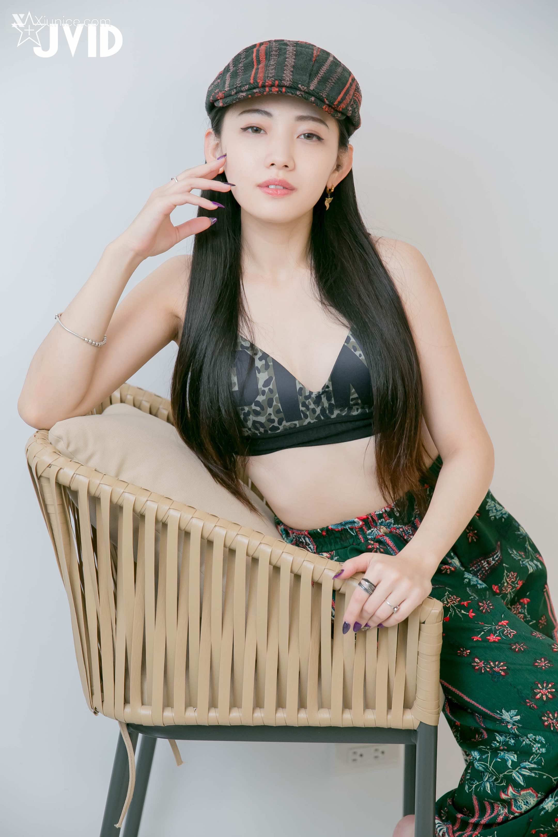 JVID – 夏暮光 – 私底下穿著就讓人喜歡的性格美女 第70张