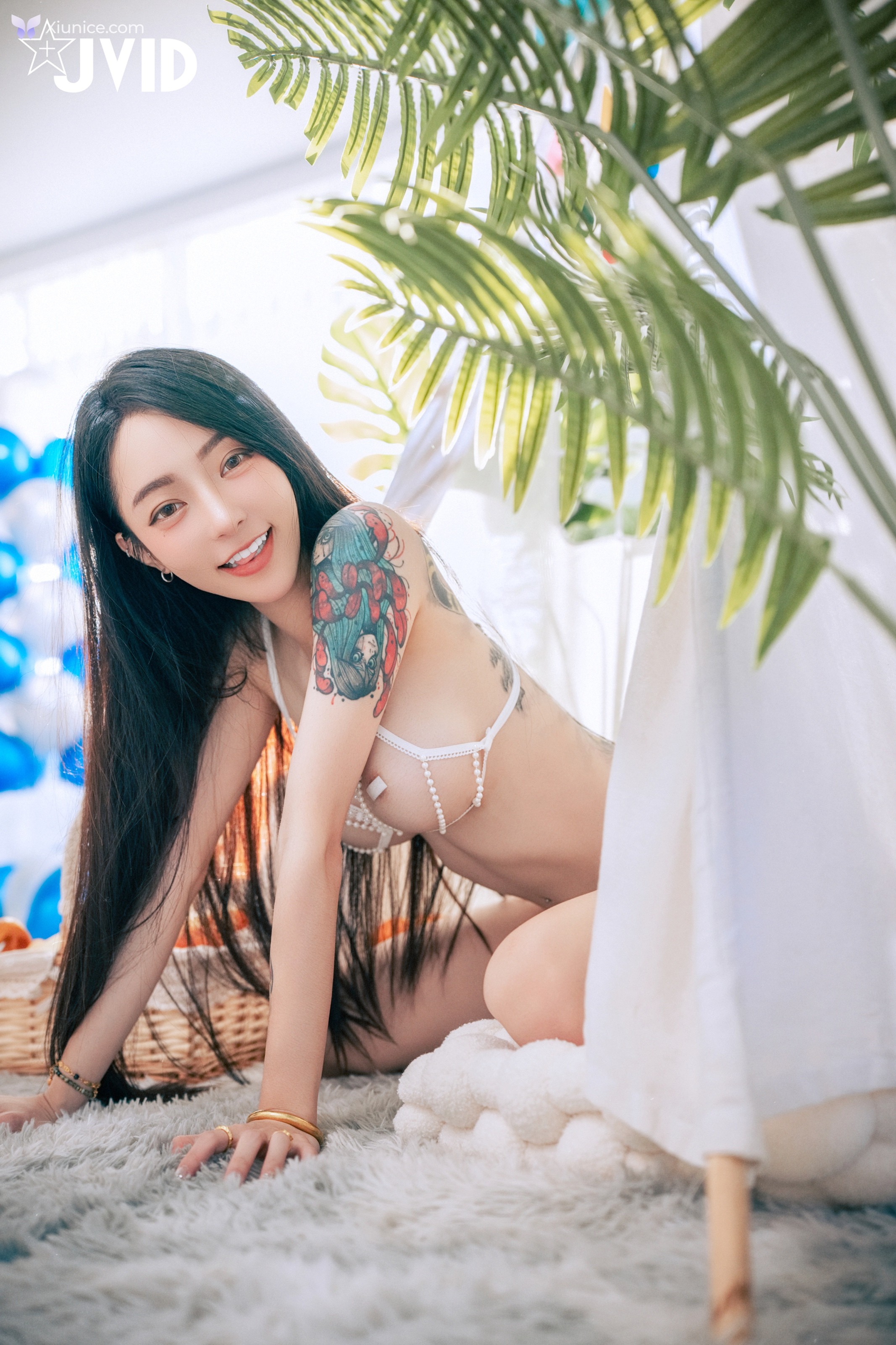 JVID 飄飄哥 – 最狂尺度生日特輯極細丁無膚膠色色の裸體生日趴飄飄慶生被脫光光塗抹奶油超細線丁無膚膠擠出誘人駱駝蹄屁股翹高背後位視角超色慾超誘人裸體奶油慶生影片熱映中 第135张