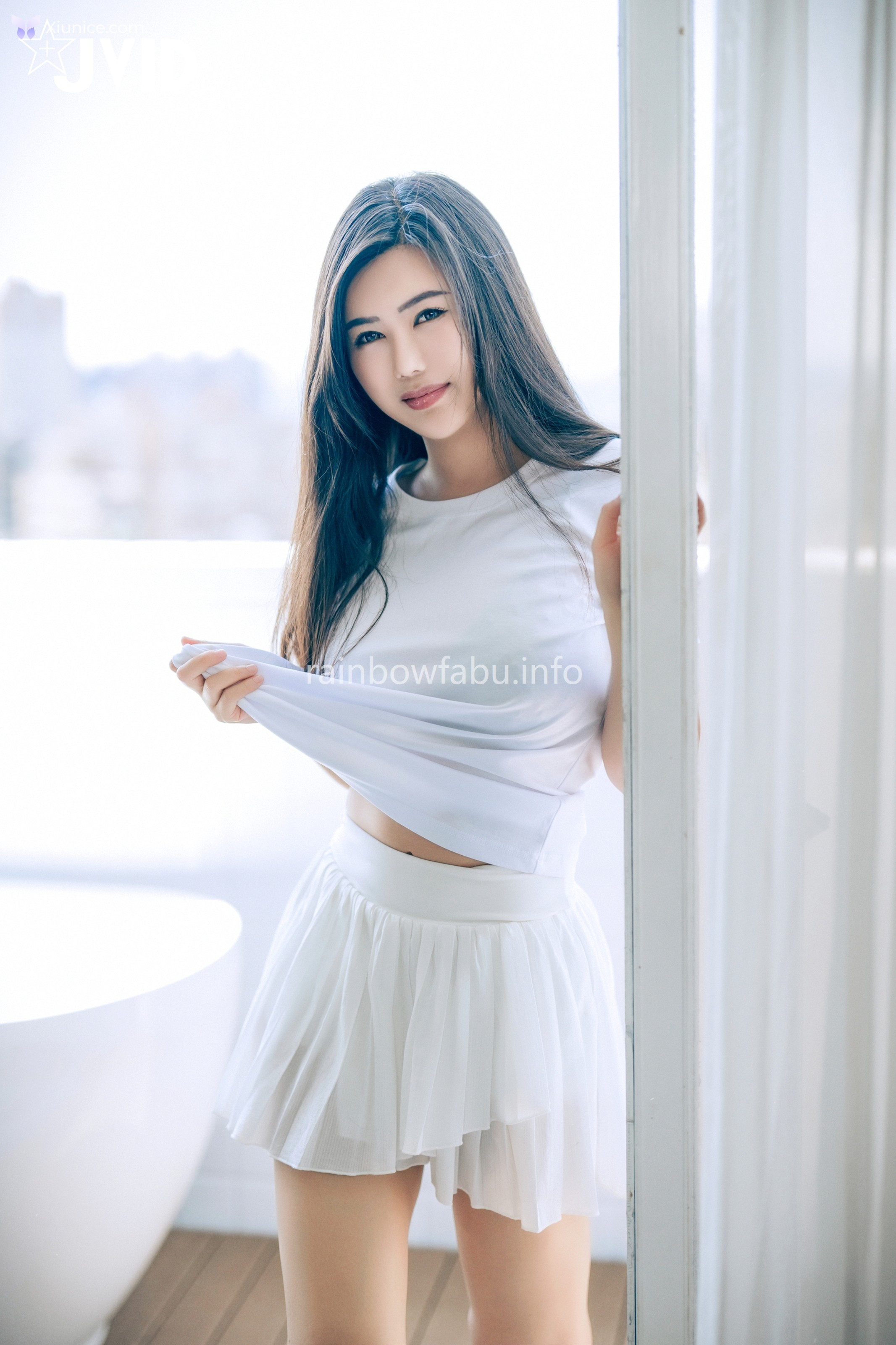 JVID 木木森 – 剛失戀の寂寞獨居美女脫下內衣胸猛巨乳彈出寂寞的女人 需要用肉棒撫慰她的情傷 第105张