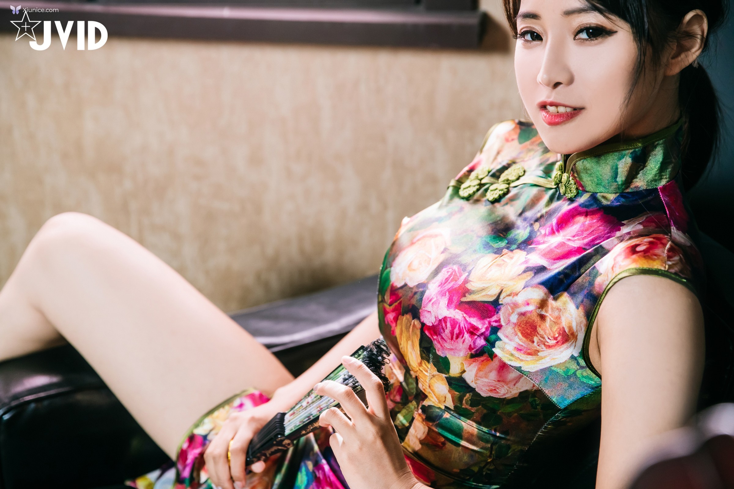 JVID Lele 樂樂 – 性感女神樂樂旗袍裝 第20张