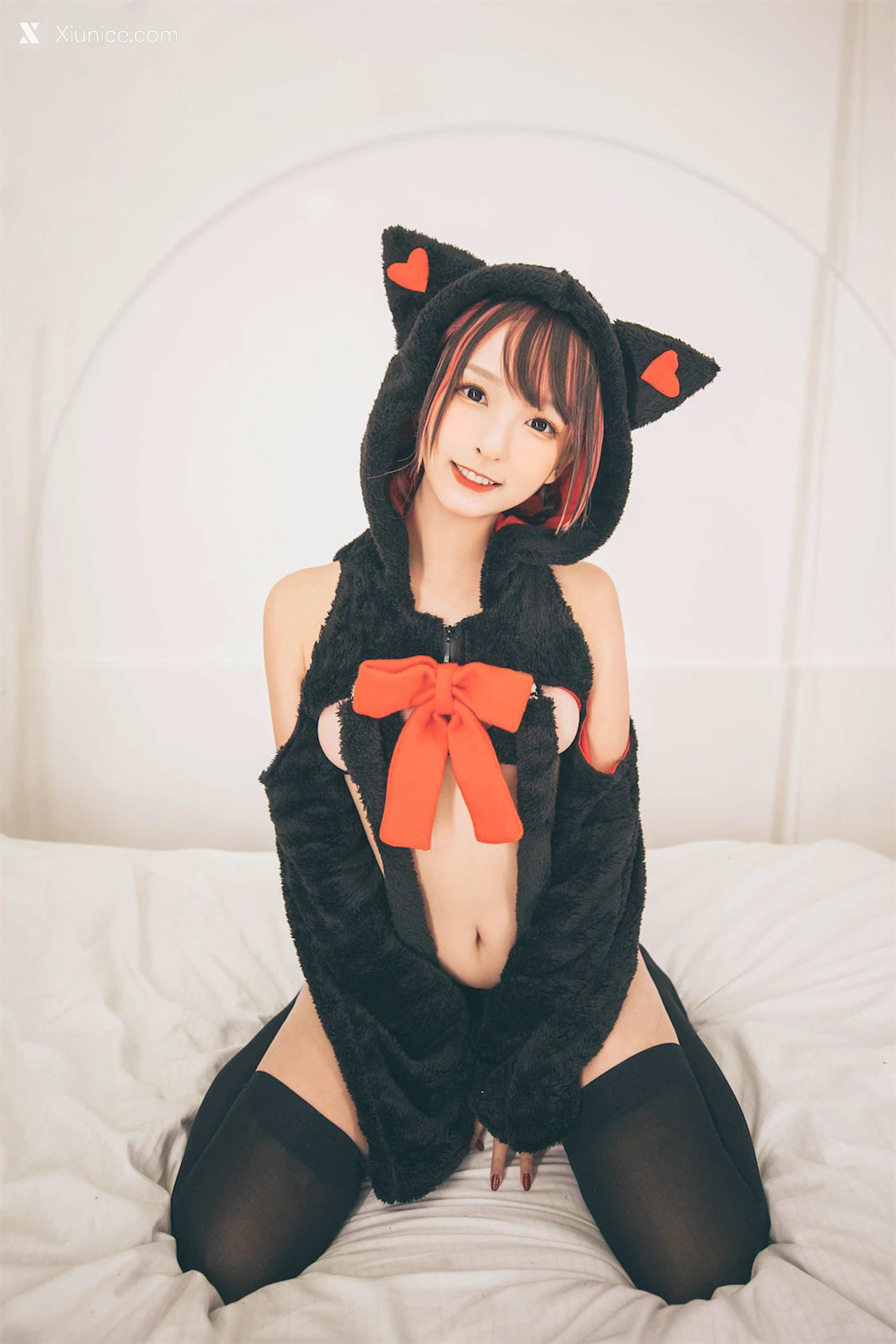 Coser@神楽坂真冬 Vol.077 绝对企画-《白黑の猫》 第65张