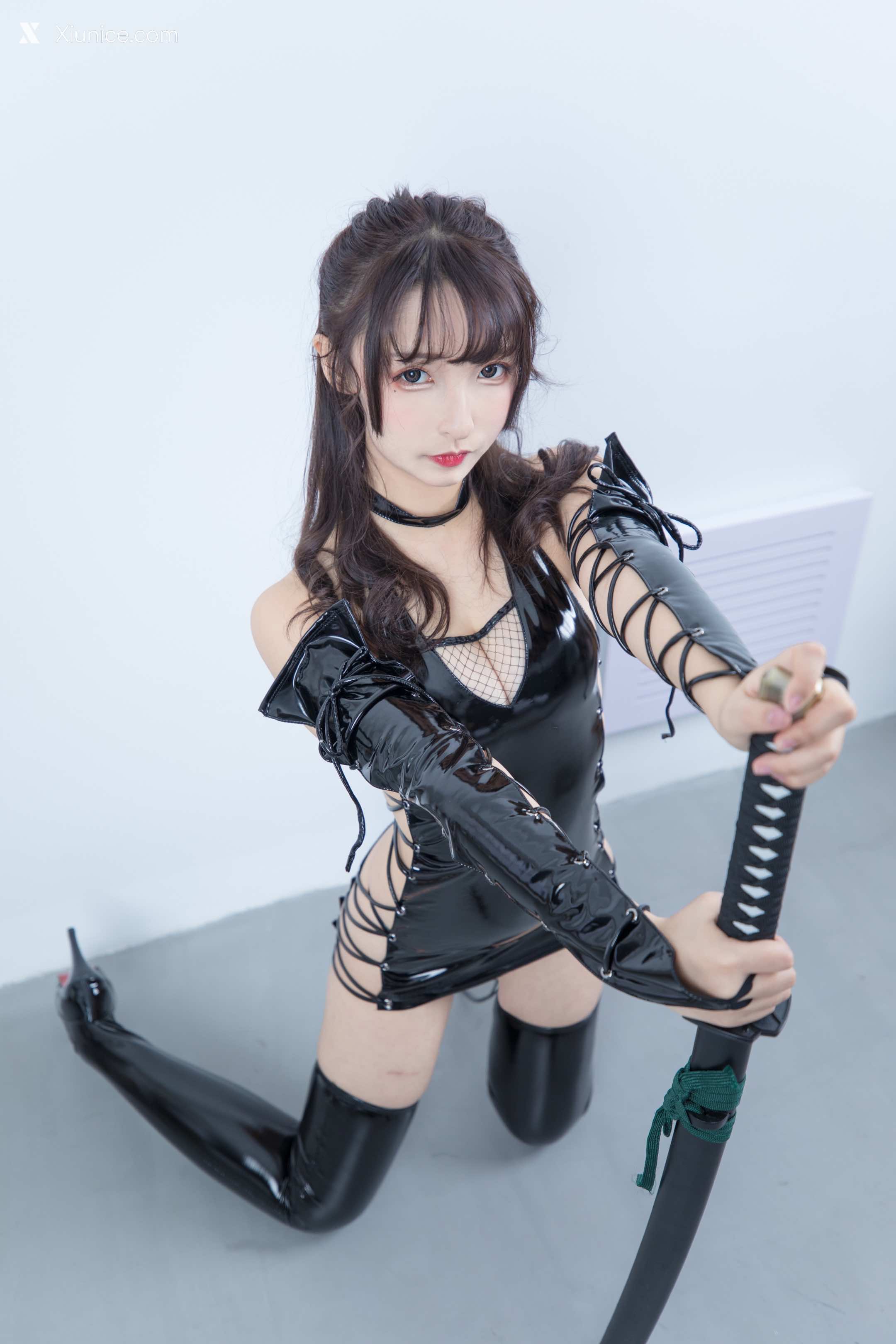 Coser@神楽坂真冬 Vol.051 电子相册-系带胶衣《デンジャラスフラワーｆ》 第44张