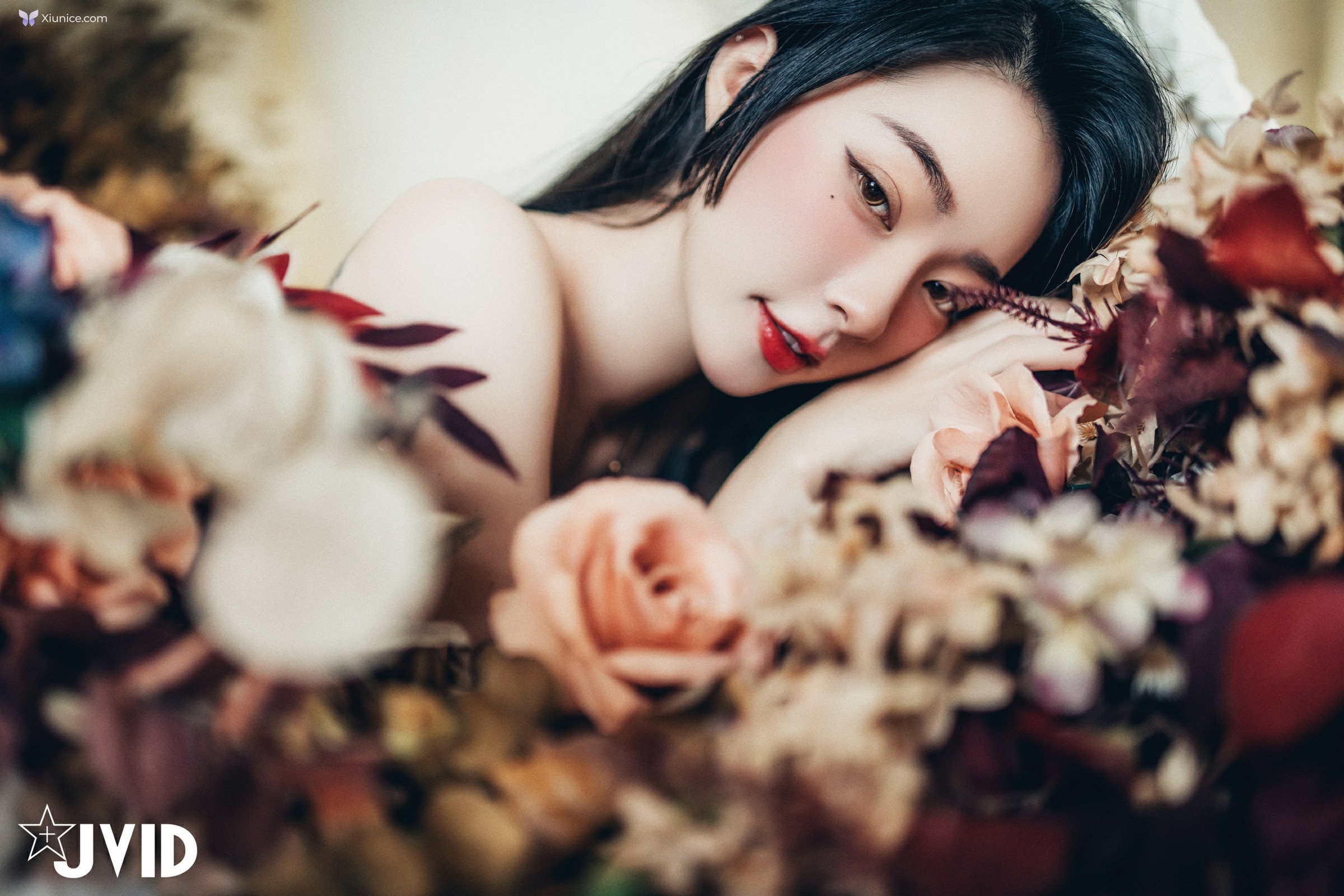 JVID 飄飄哥 – 巨乳飄飄女神精心打造的誠意寫真動漫般的完美身材還有超可愛的神祕客串喔 第153张