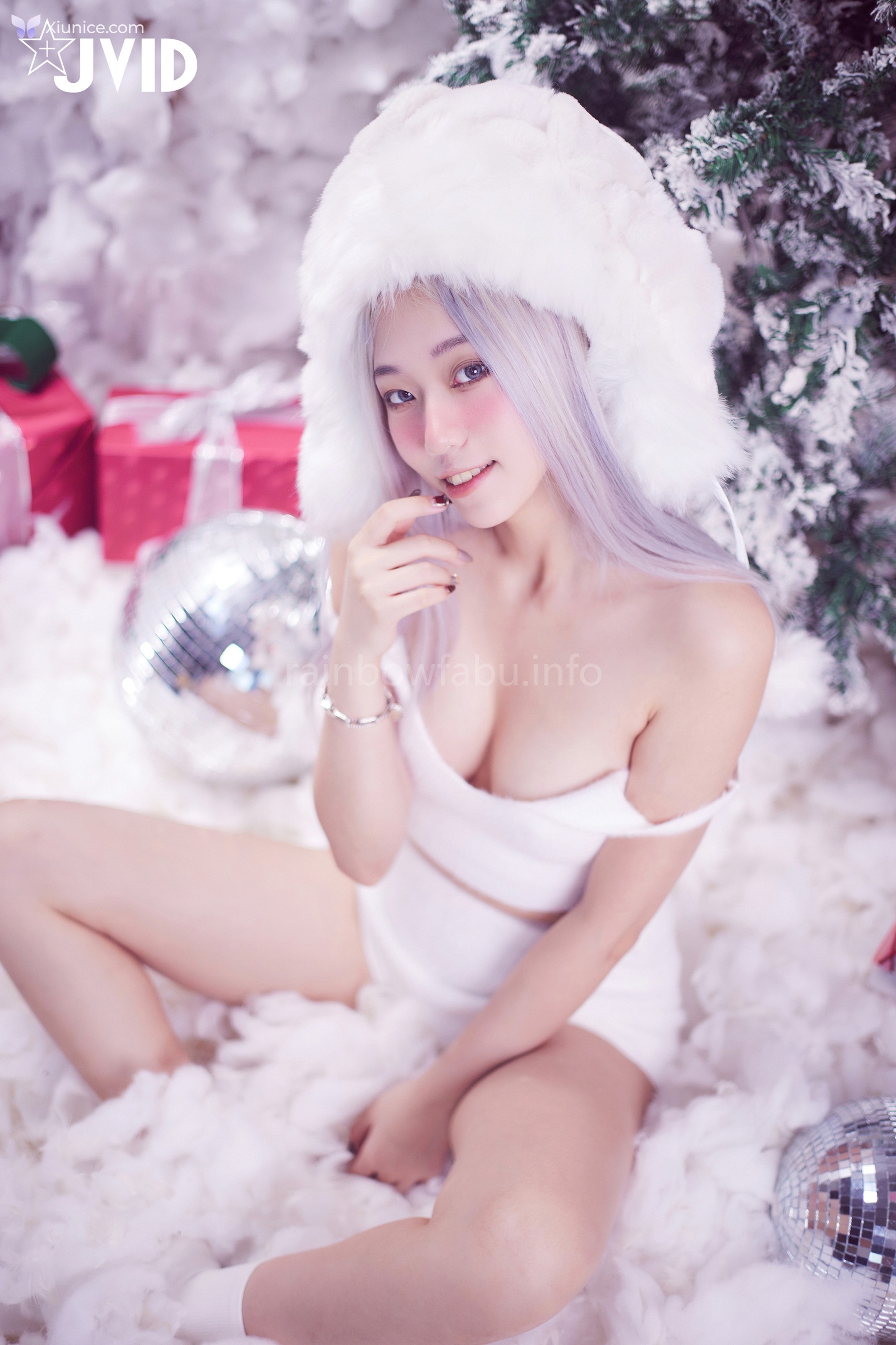 JVID Verna – 性感的愛死寂寞人雪女Verna陪你度過聖誕寒冬 第53张