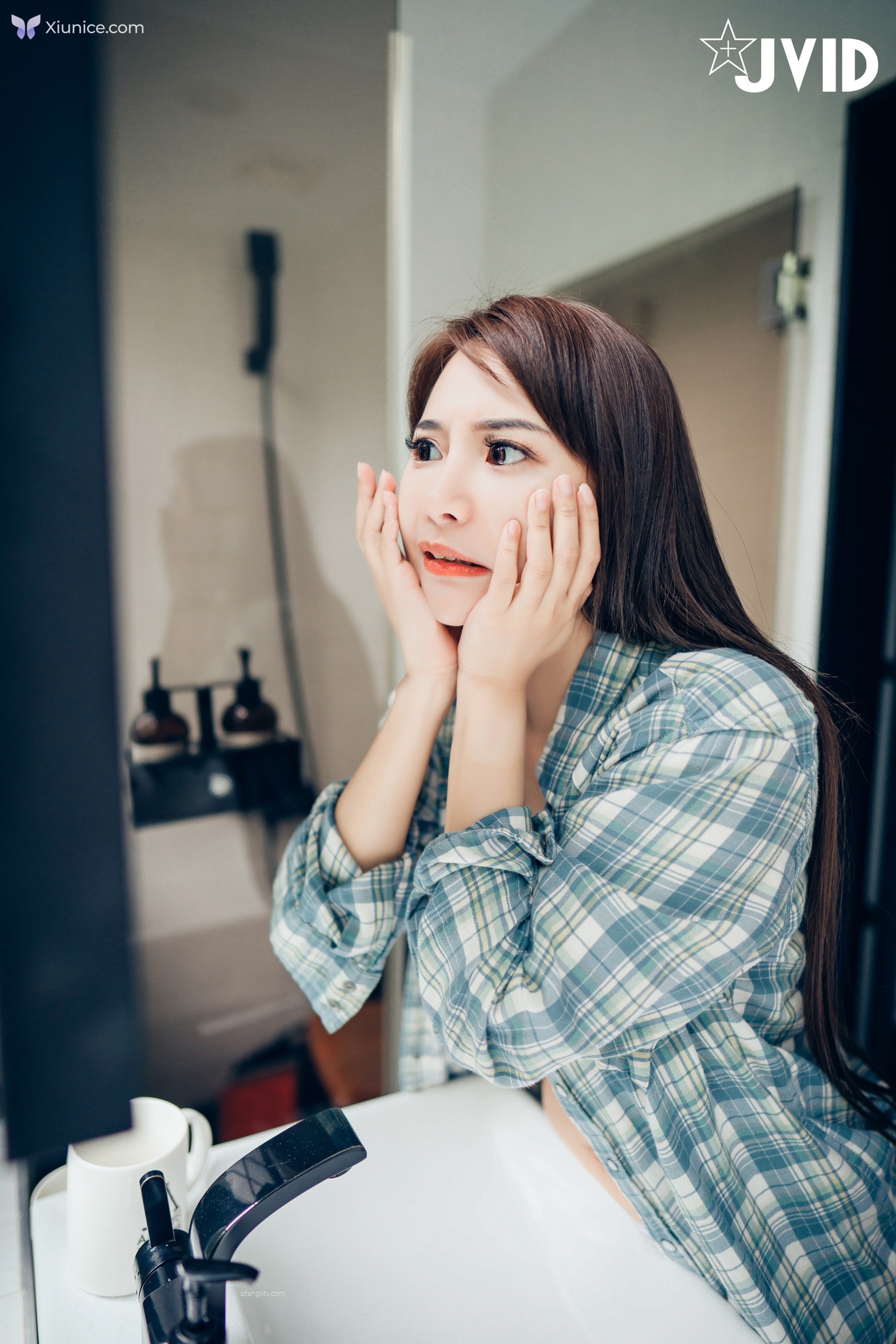 JVID Lele 樂樂 – 讓人可以能男女交換身體的相機特寫爆量精液的乳射 第95张
