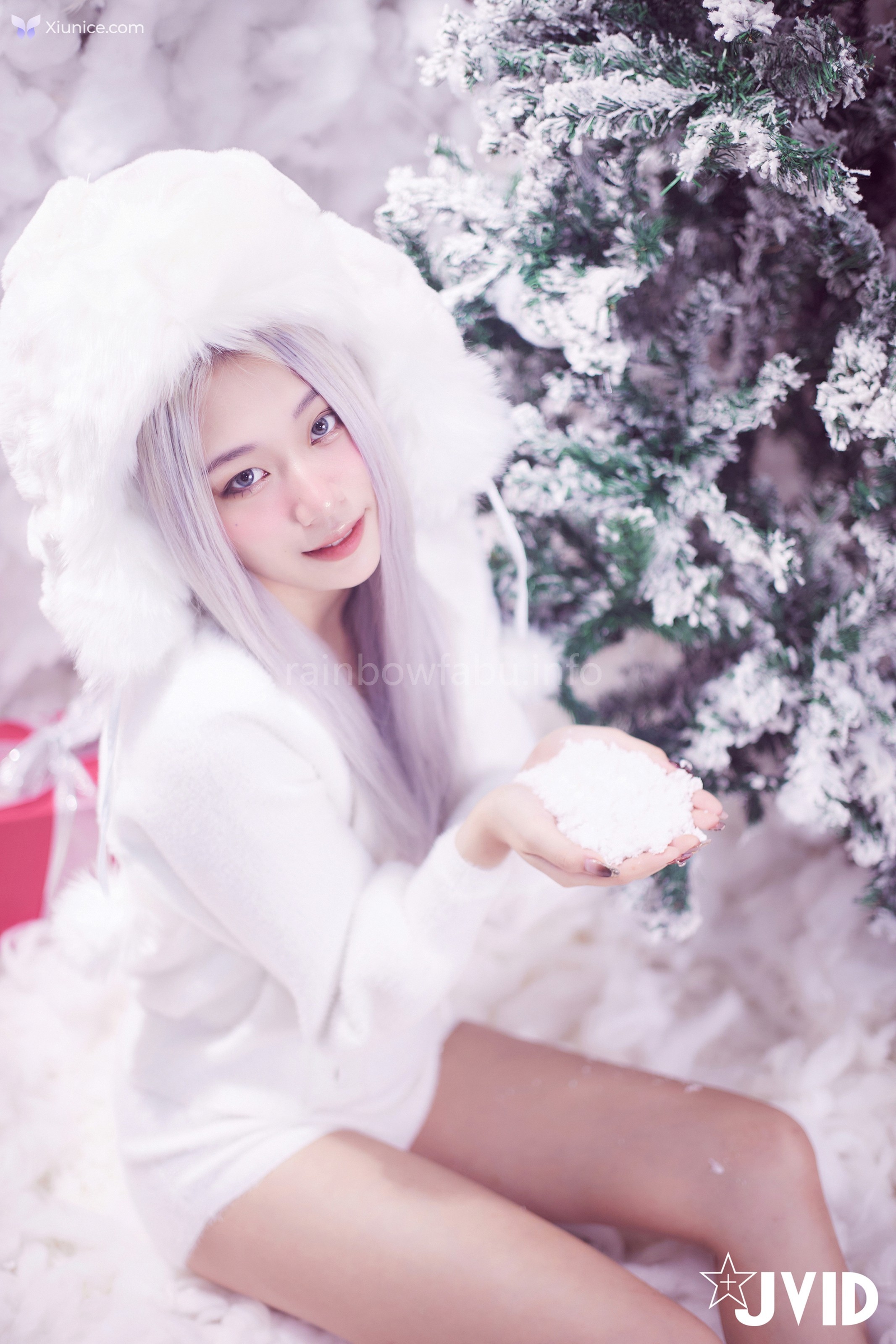 JVID Verna – 性感的愛死寂寞人雪女Verna陪你度過聖誕寒冬 第11张