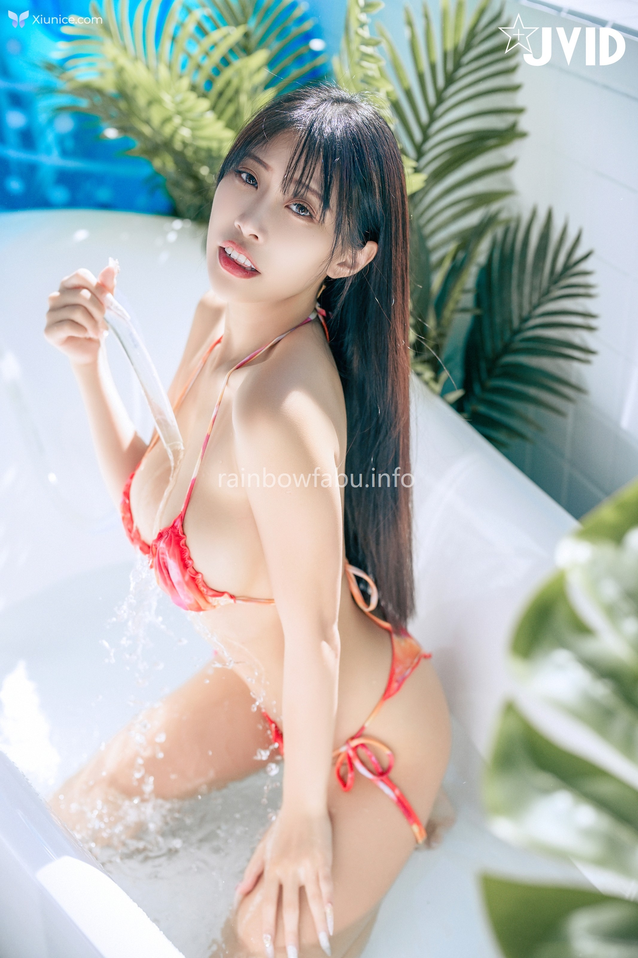 JVID WenHsin 玟妡 – 濕身陽台戲水夏日多巴胺超小片比基尼羊入虎口不吃對不起自己 第99张