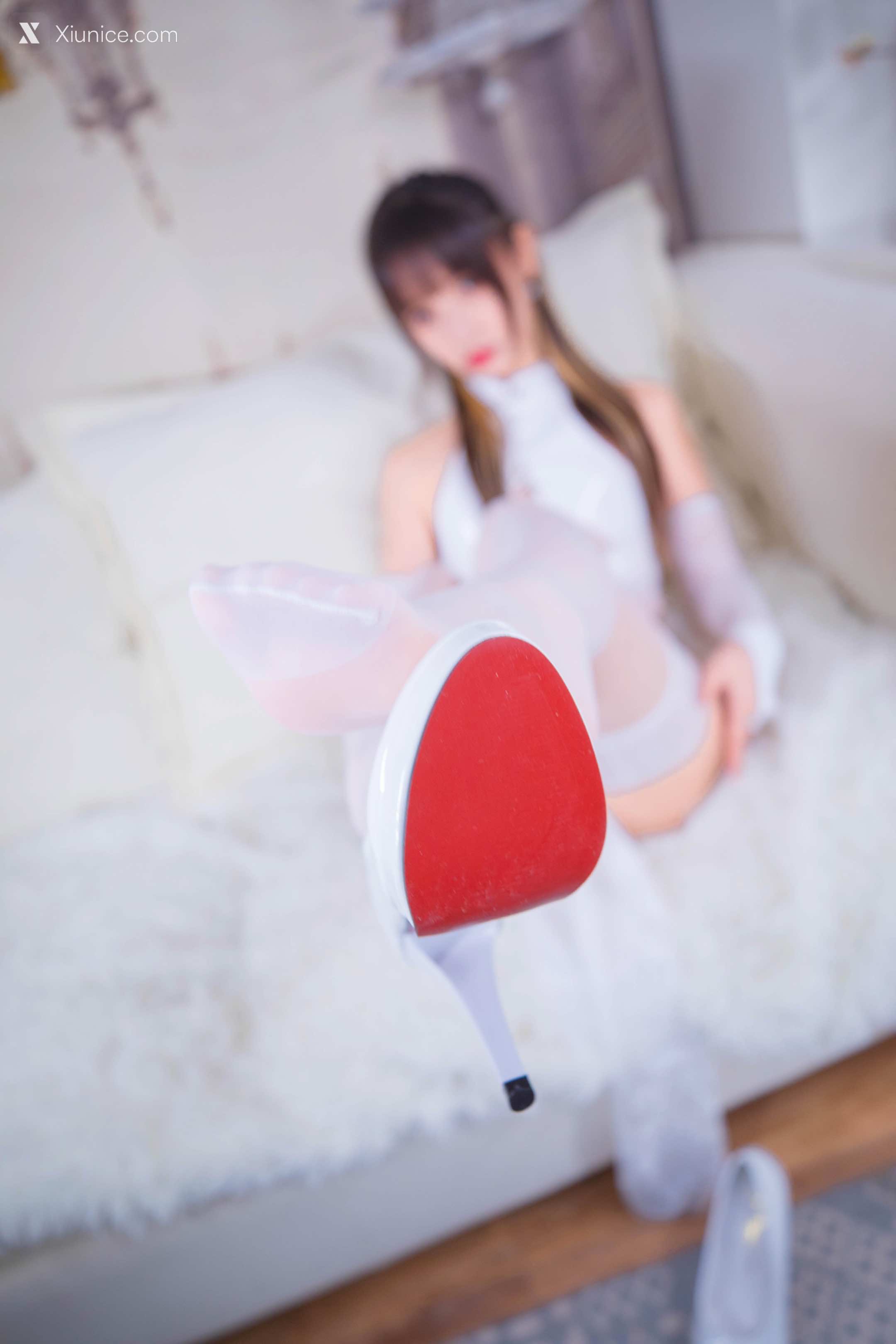 Coser@神楽坂真冬 Vol.068 绝对企画-黑白旗袍《風と月》 第111张