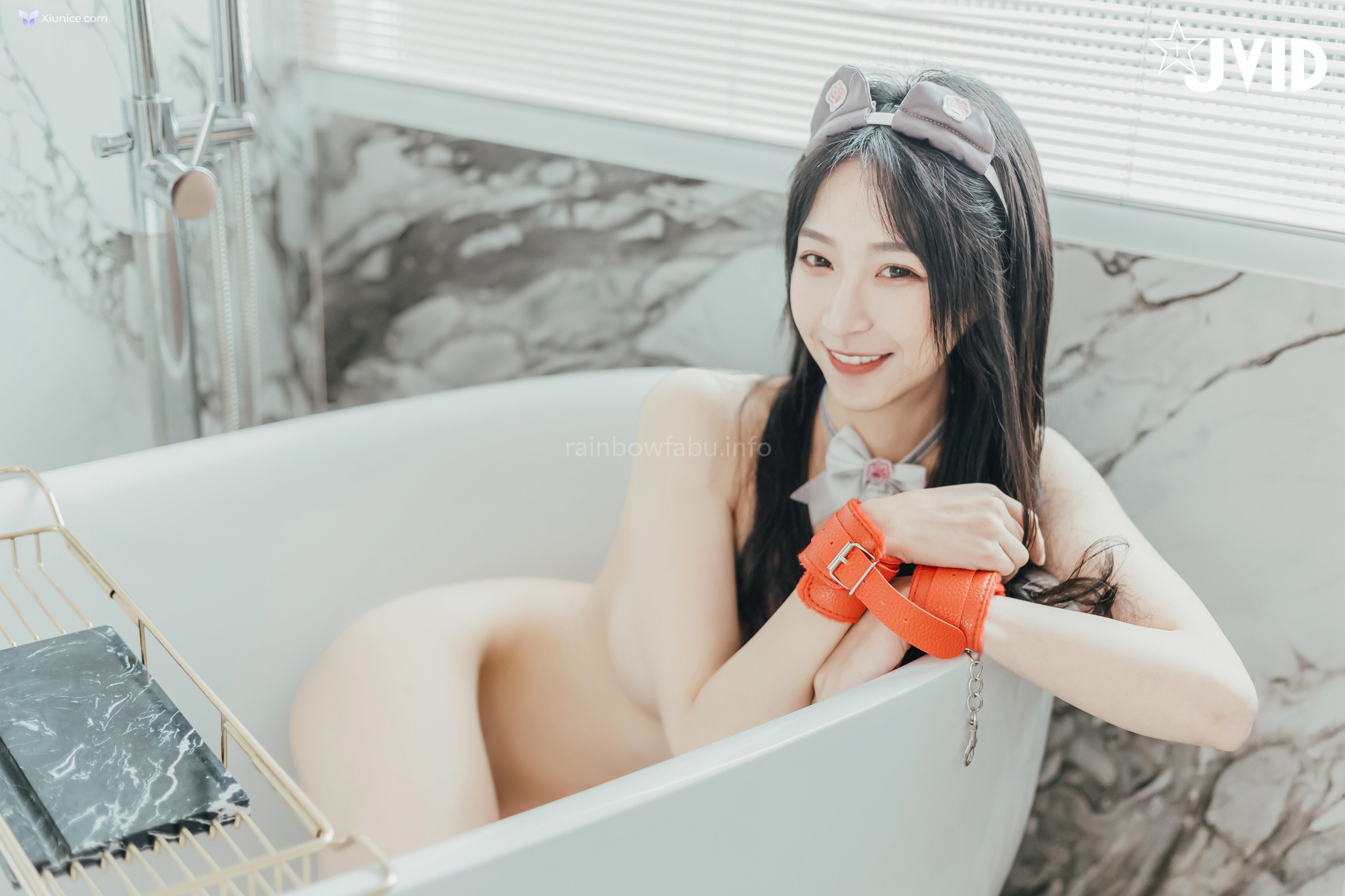 JVID Sunny小采緹 – 開腿綑綁過節寂寞難耐自己玩起來的Sunny小僕娘 第131张